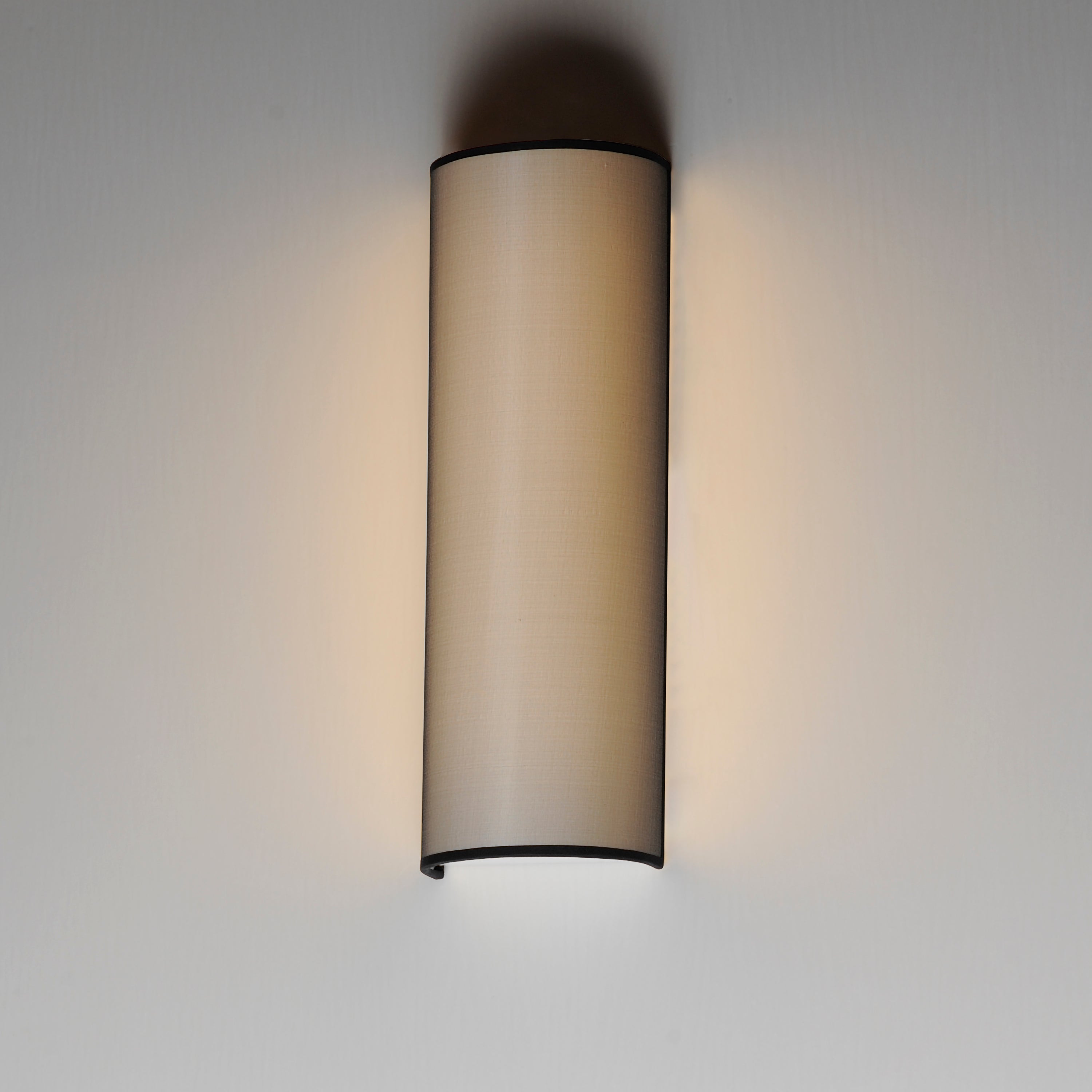 Prime 18" Tall LED Sconce