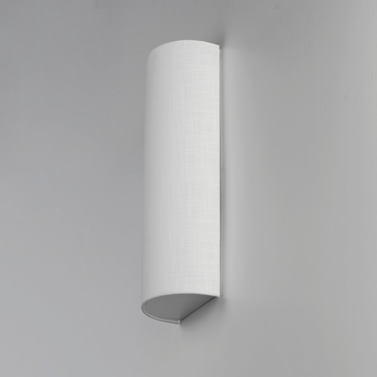 Prime 18" Tall LED Sconce