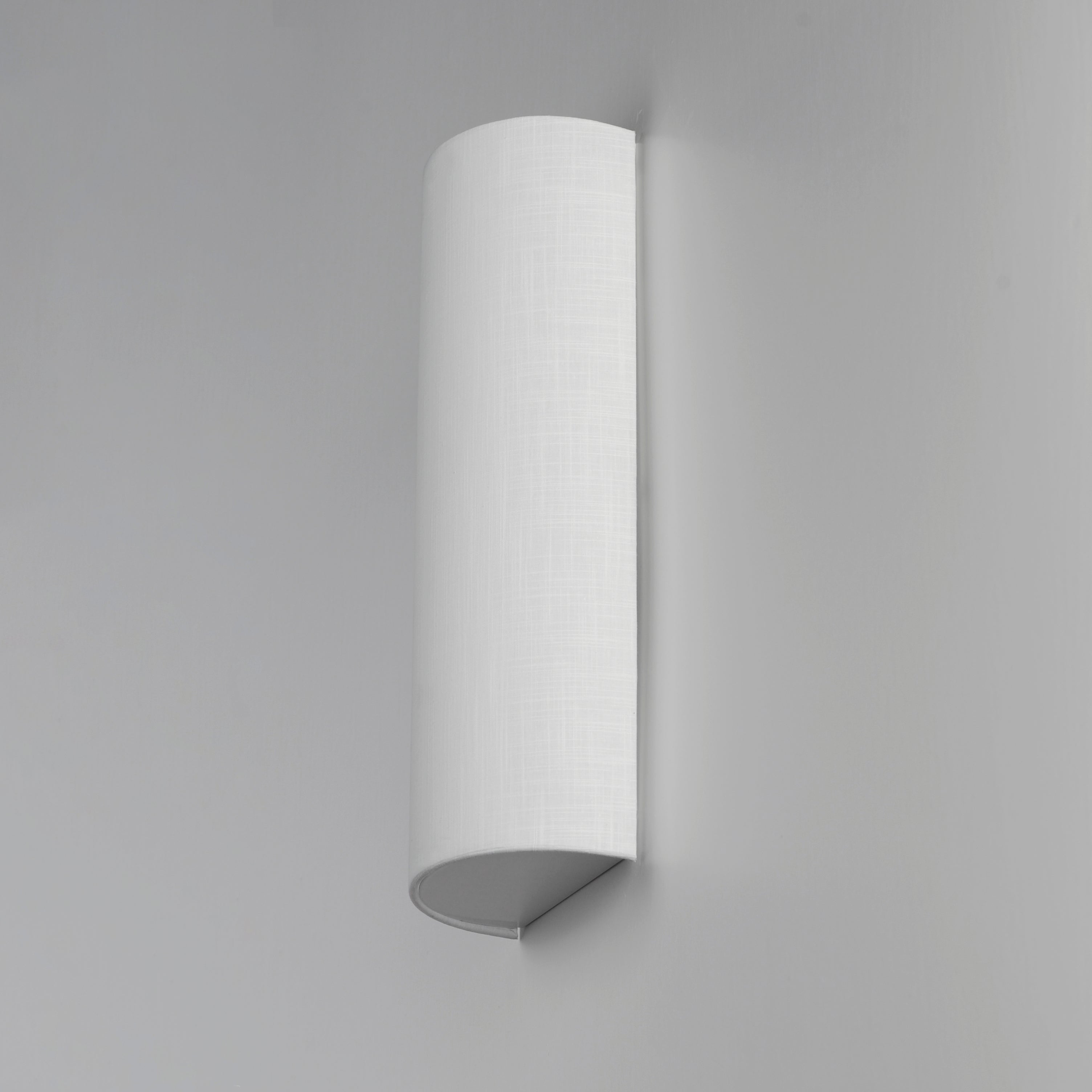 Prime 18" Tall LED Sconce