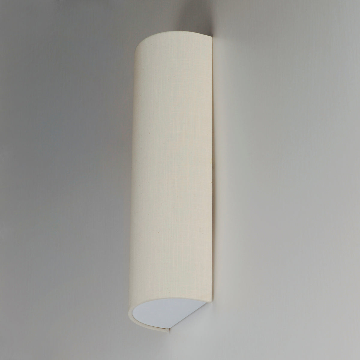 Prime 18" Tall LED Sconce 120-277 UNV Dim