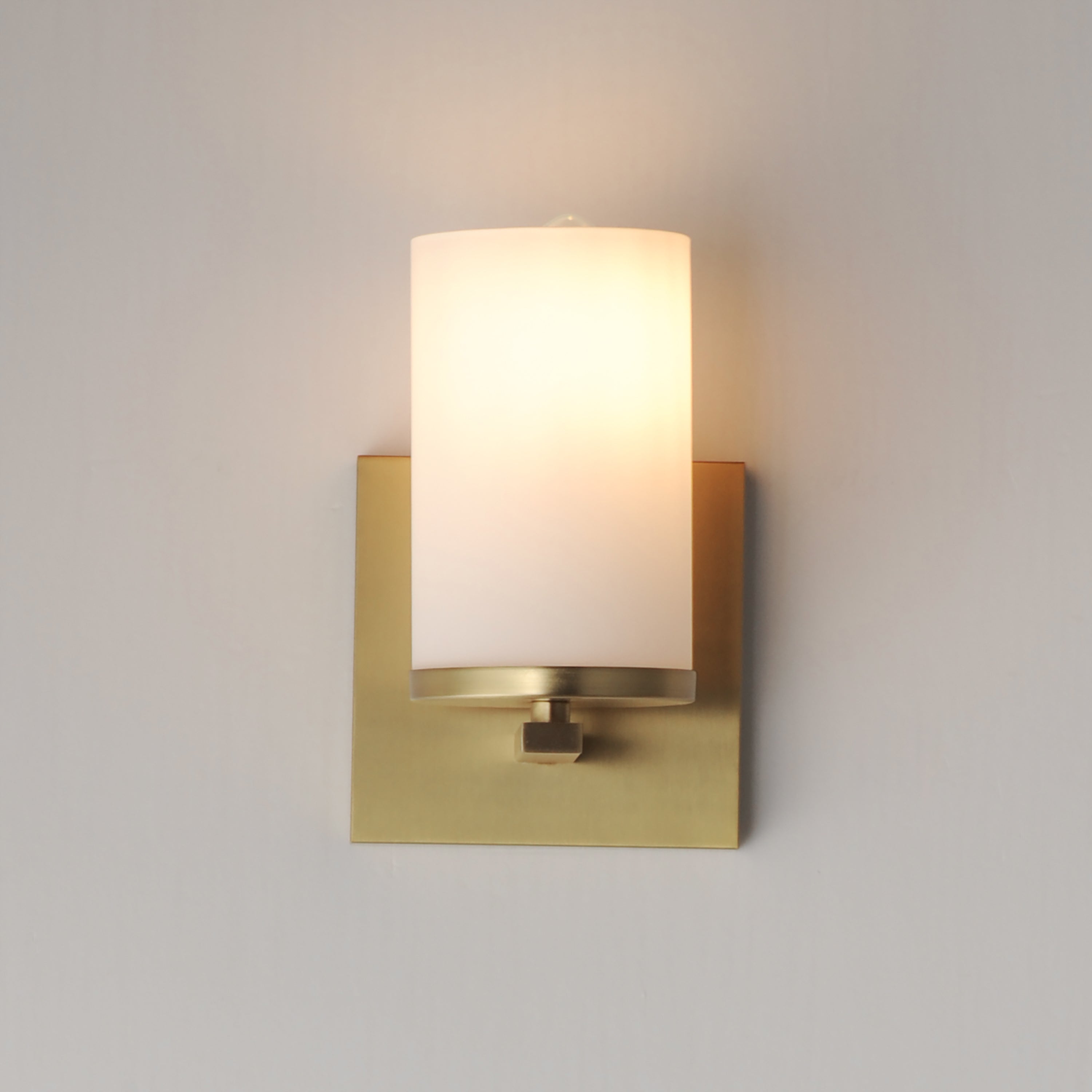 Lateral 1-Light Bath Vanity