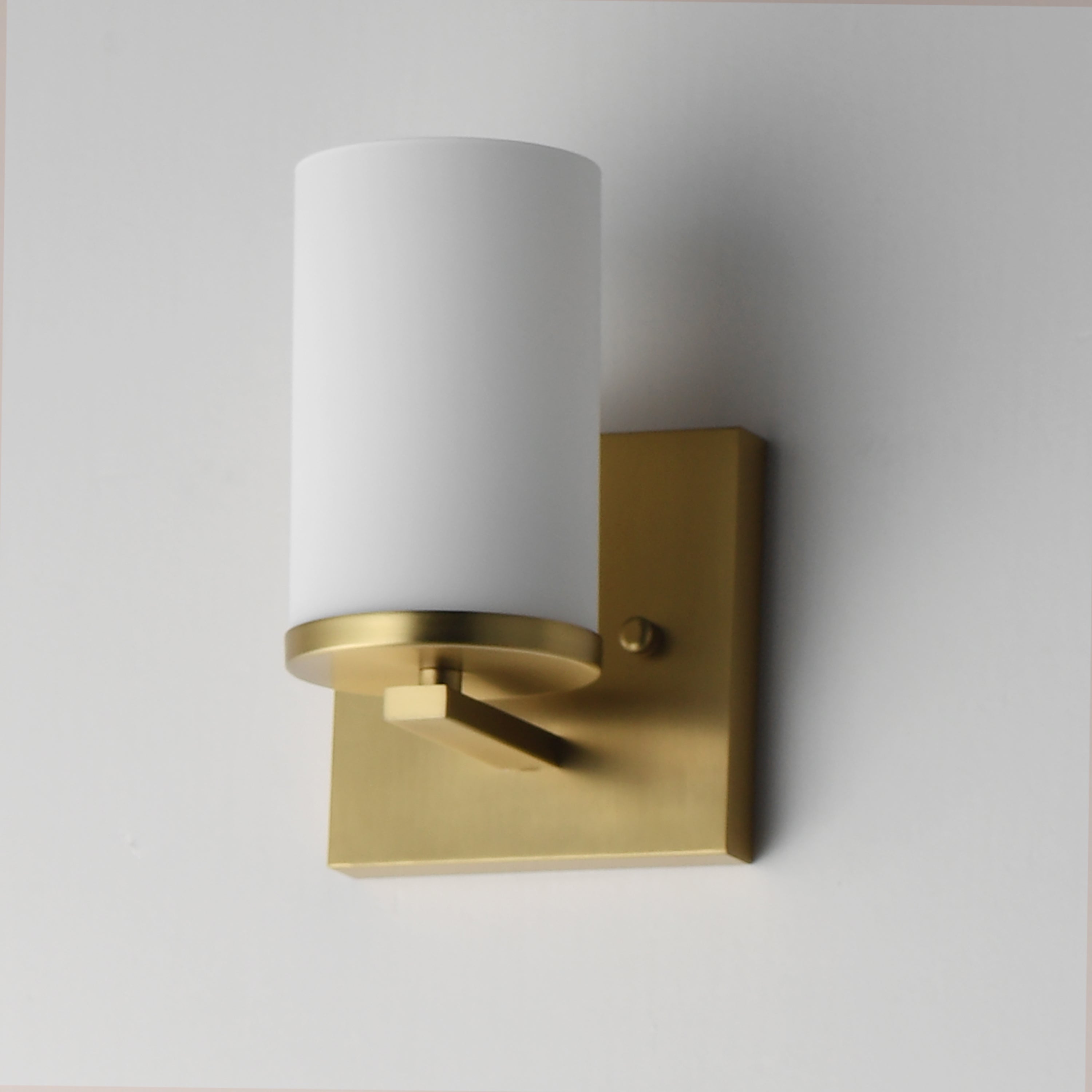 Lateral 1-Light Bath Vanity