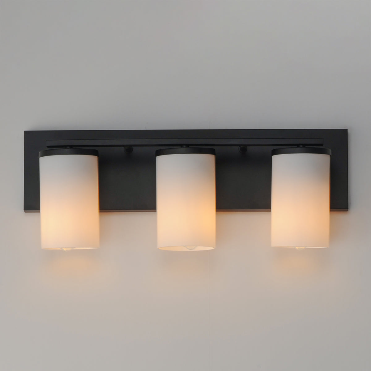 Lateral 3-Light Bath Vanity