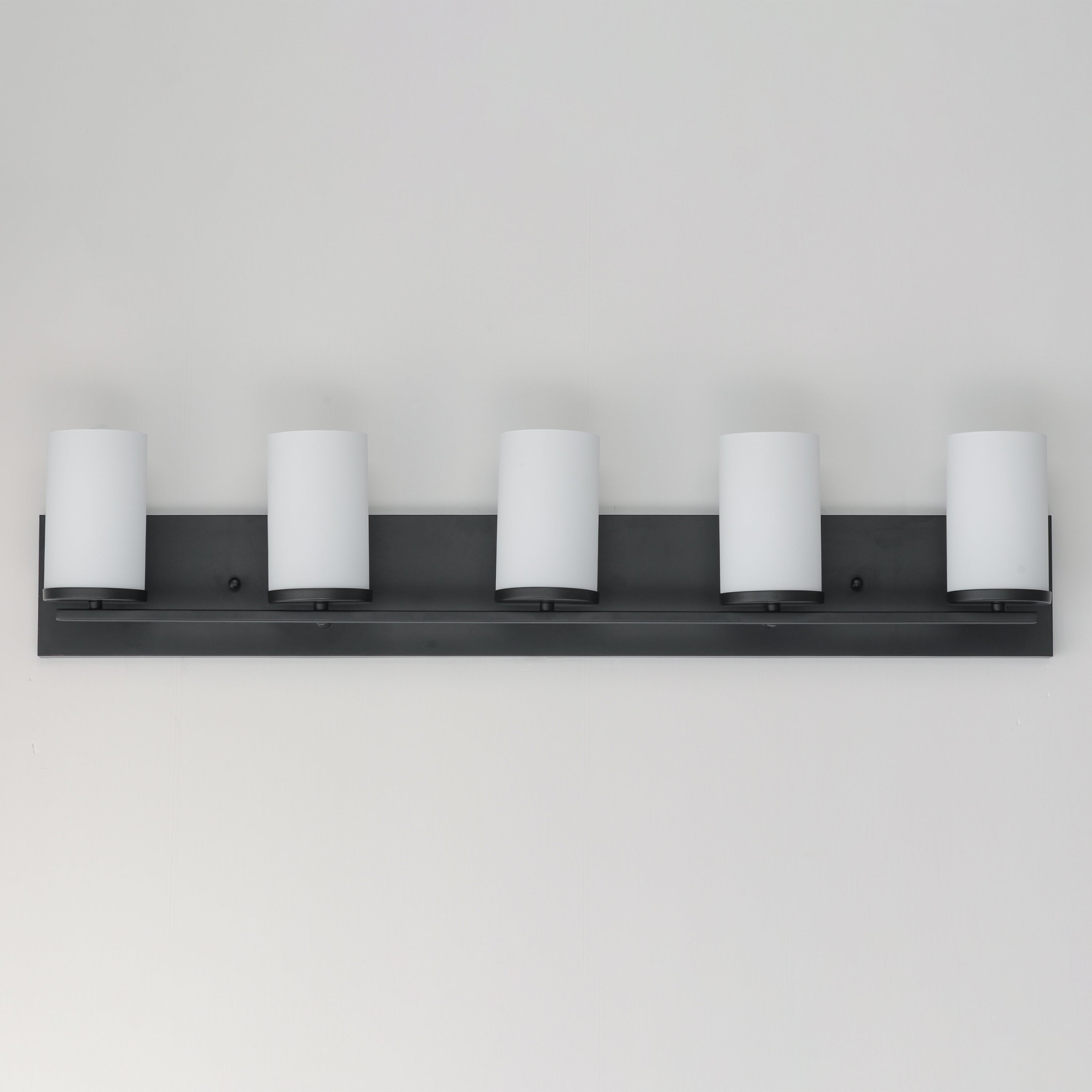 Lateral 5-Light Bath Vanity