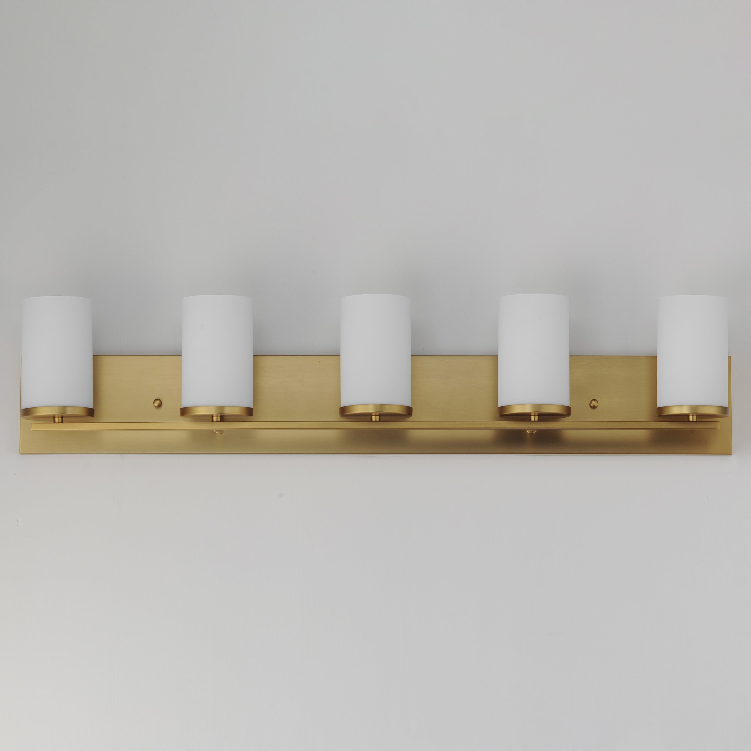 Lateral 5-Light Bath Vanity