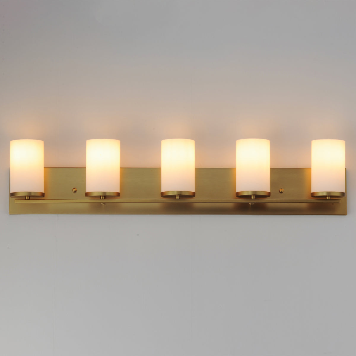Lateral 5-Light Bath Vanity