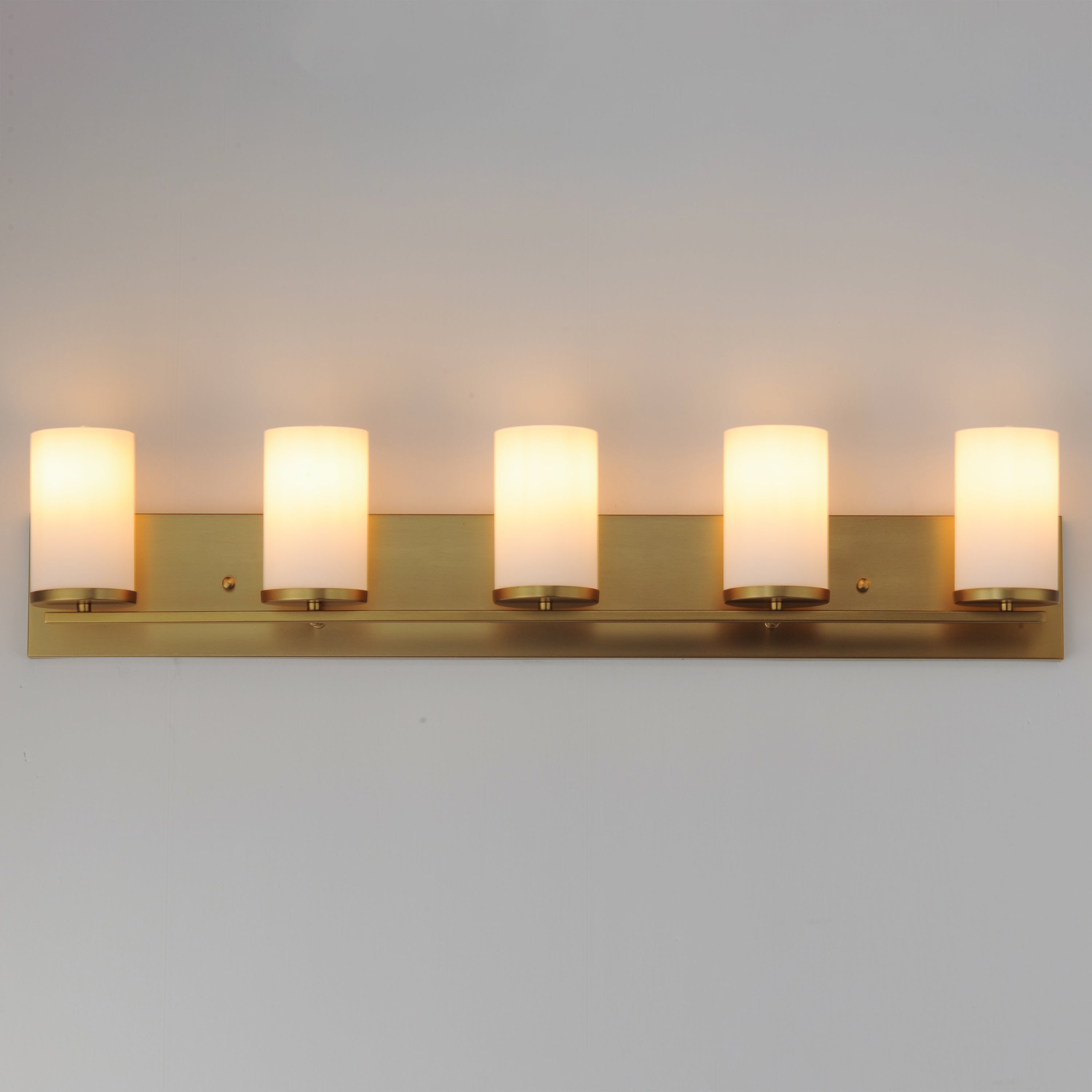 Lateral 5-Light Bath Vanity