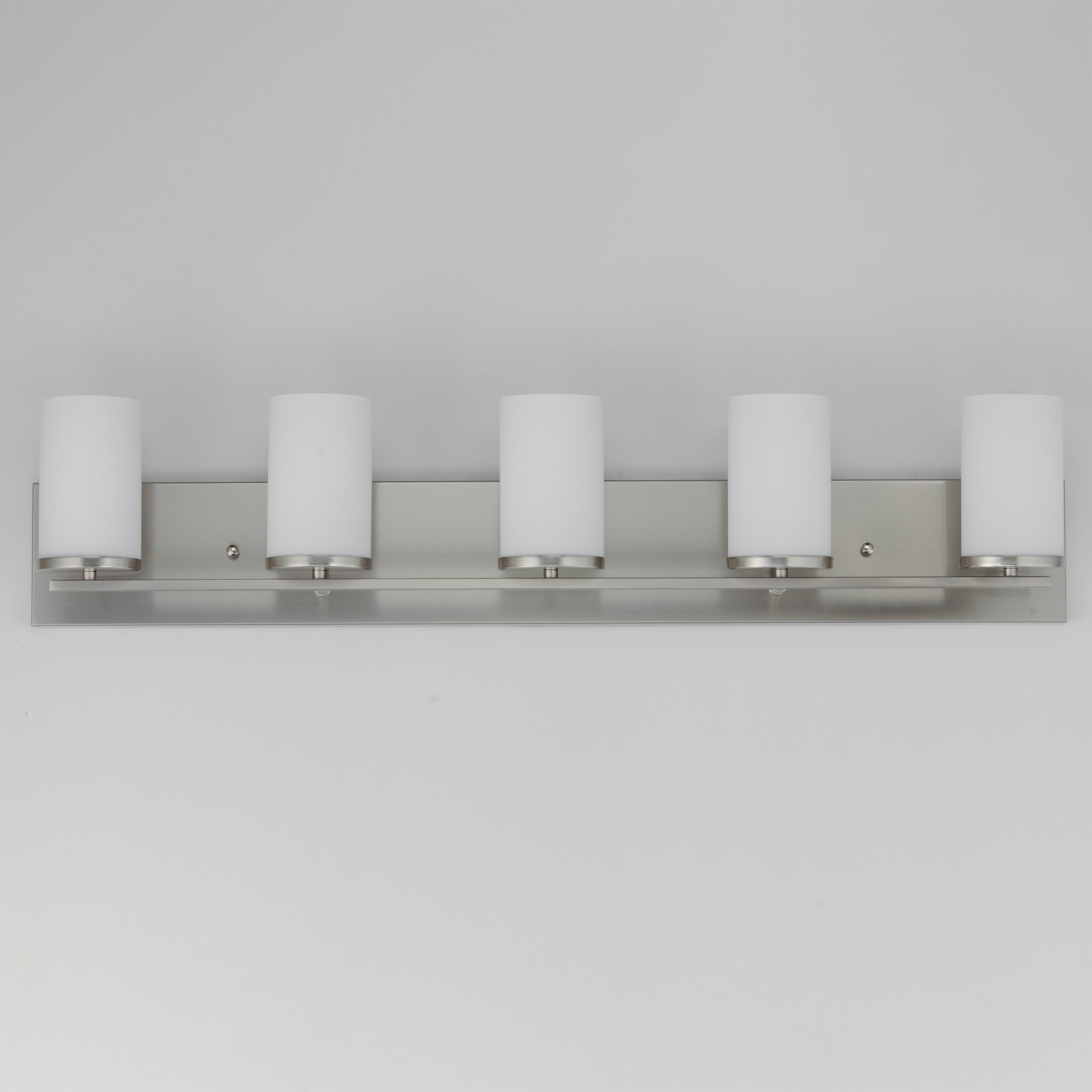 Lateral 5-Light Bath Vanity