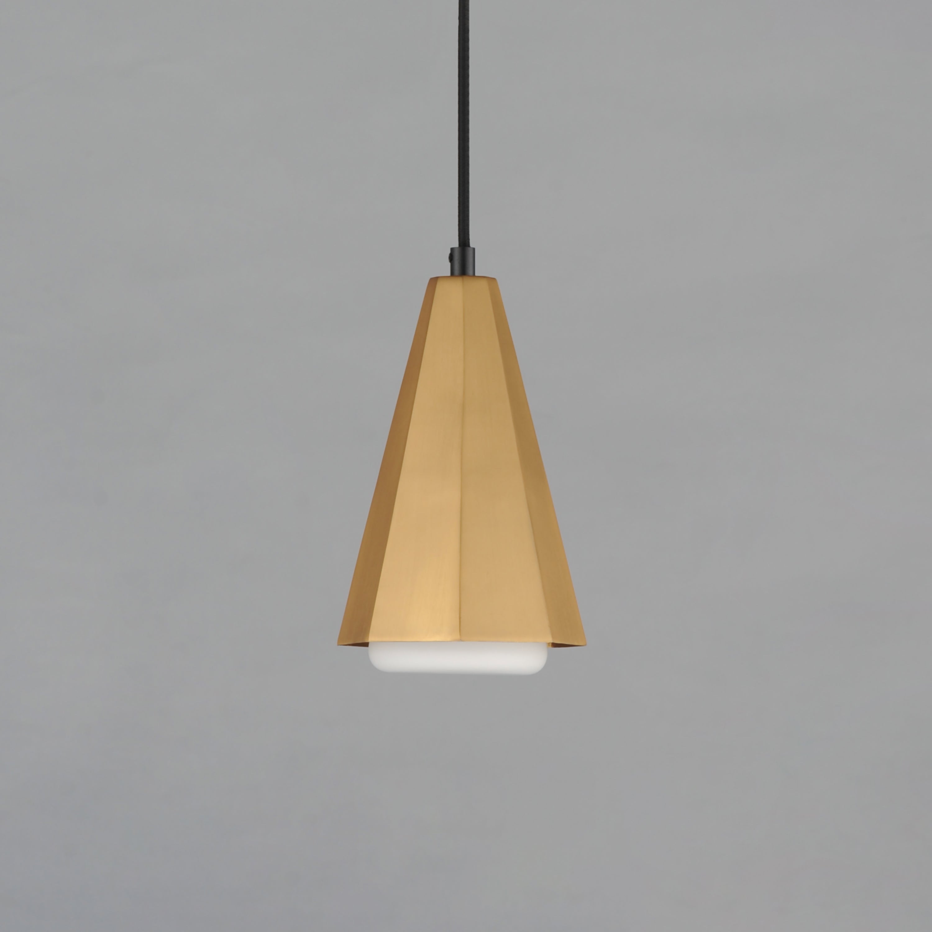 Rizzo Single Pendant