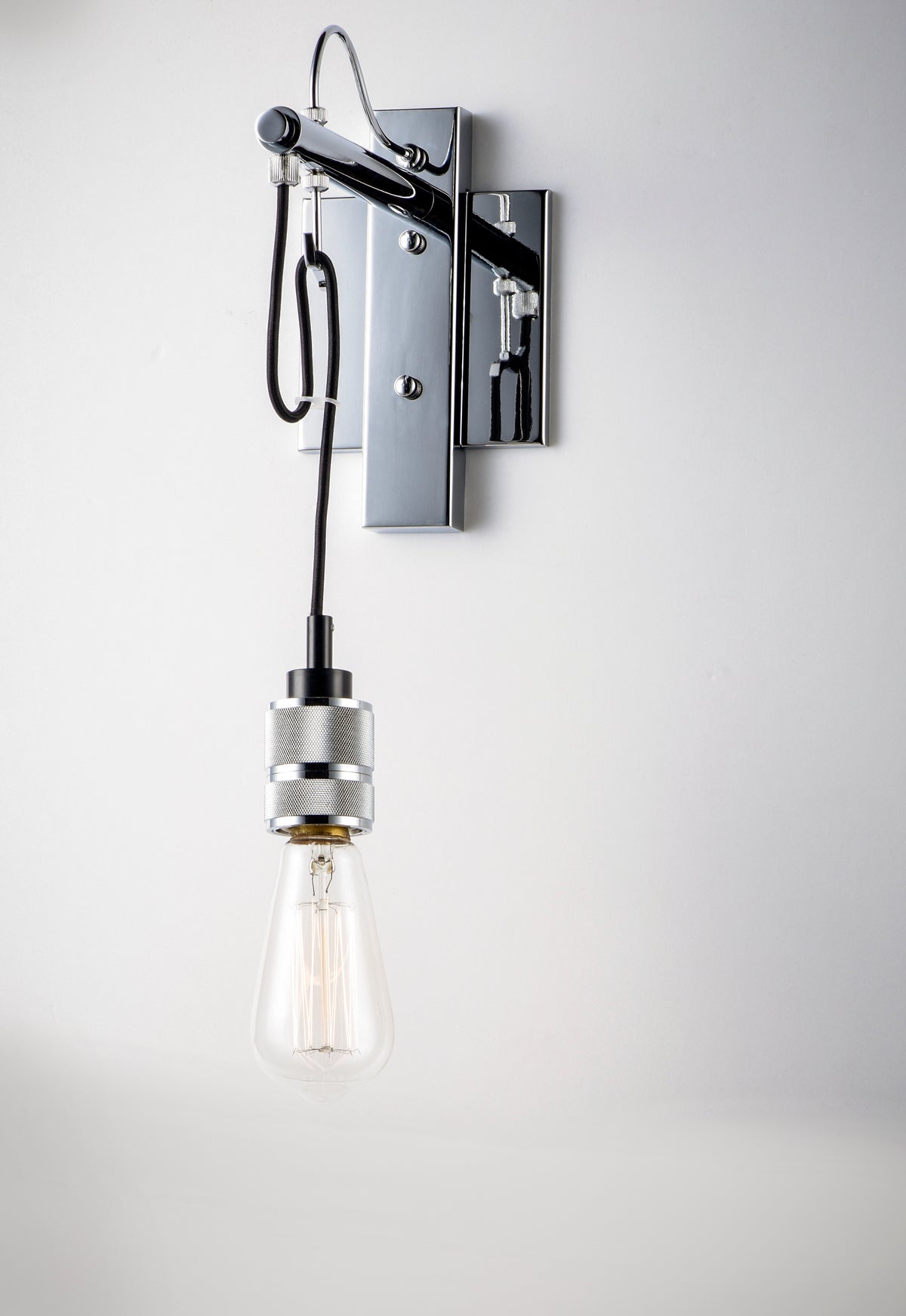 Swagger 1-Light Wall Sconce
