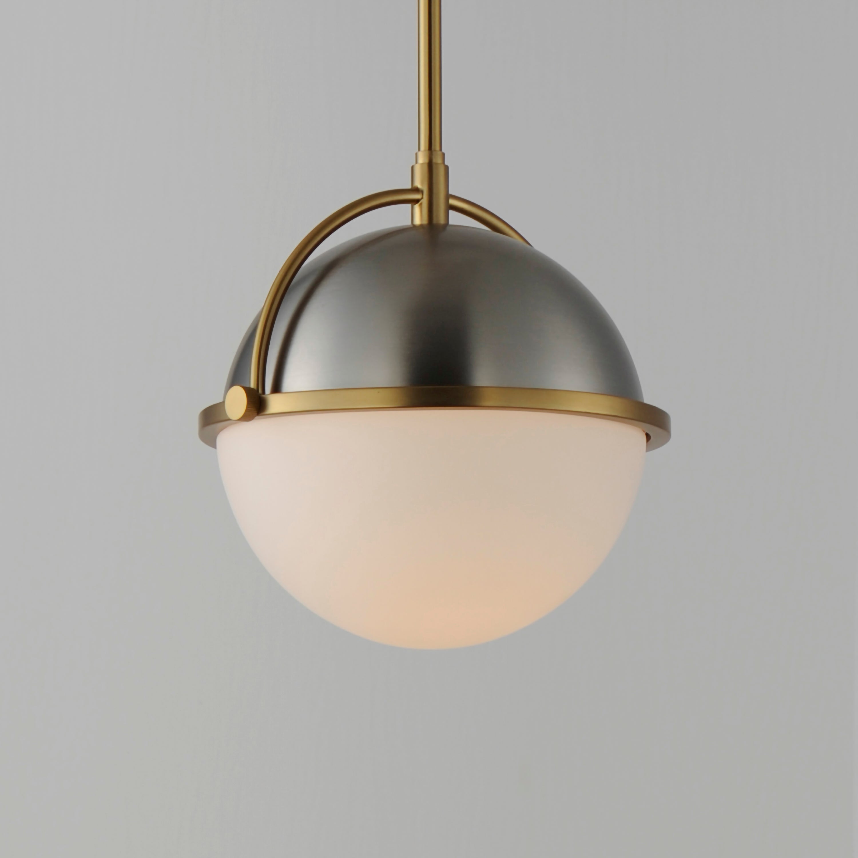 Duke 10" Single Pendant