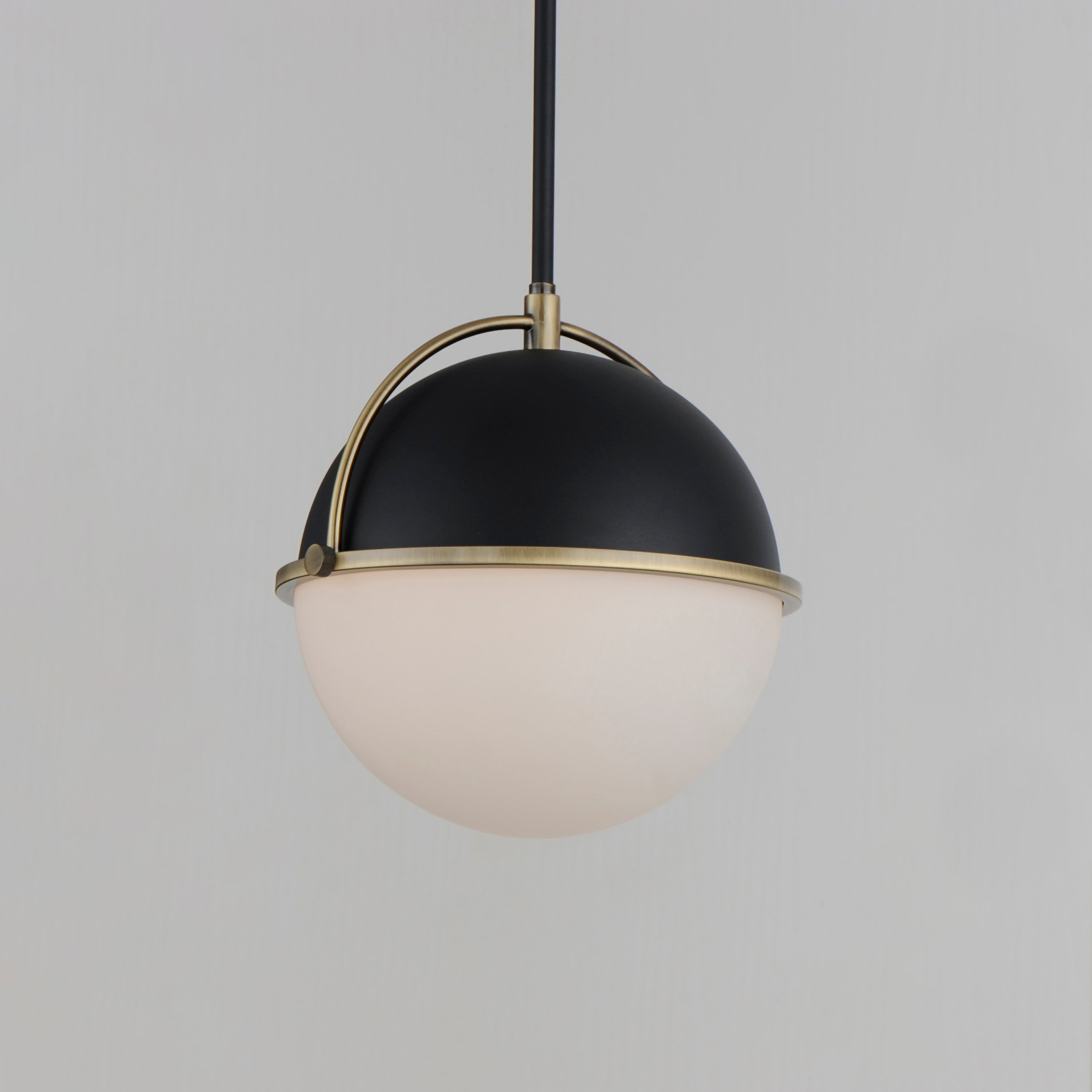 Duke 12" Single Pendant