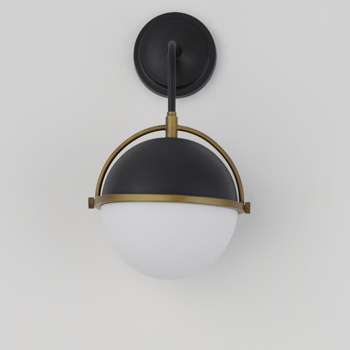Duke 1-Light Outdoor Wall Sconce