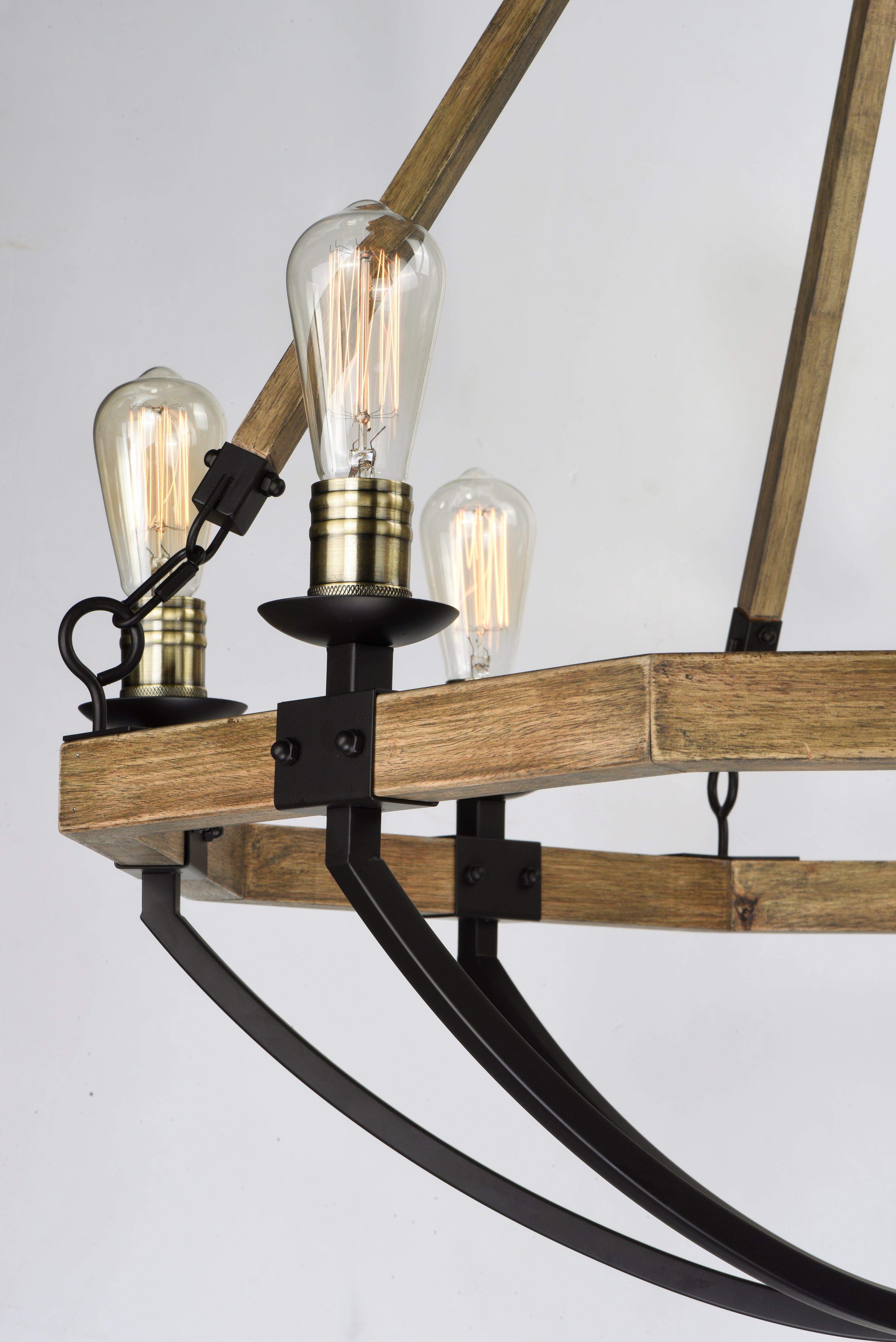Lodge 8-Light Chandelier