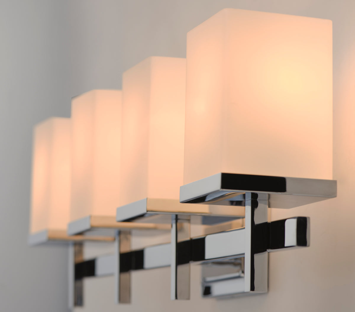 Tetra 4-Light Bath Vanity