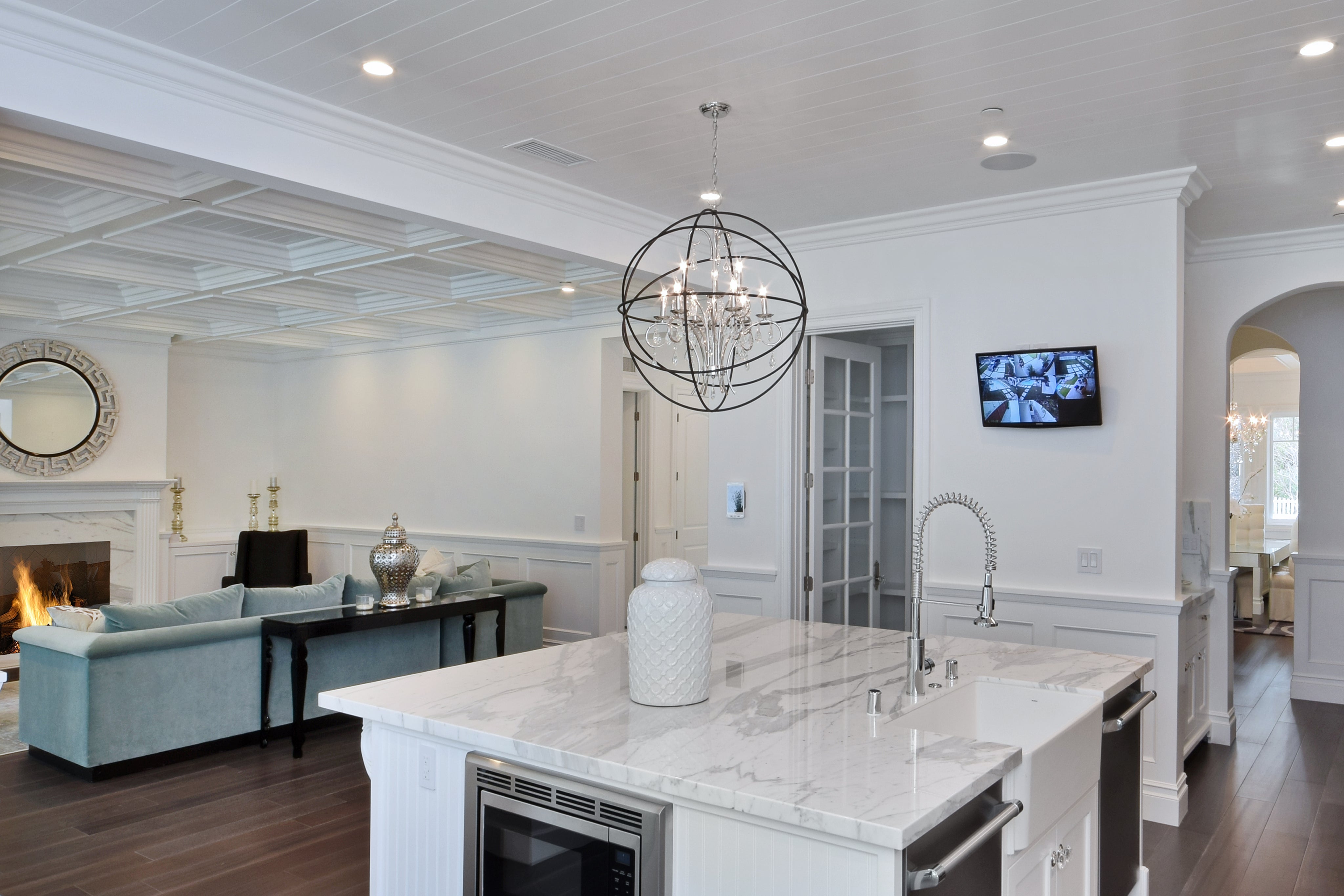 Orbit 6-Light Pendant