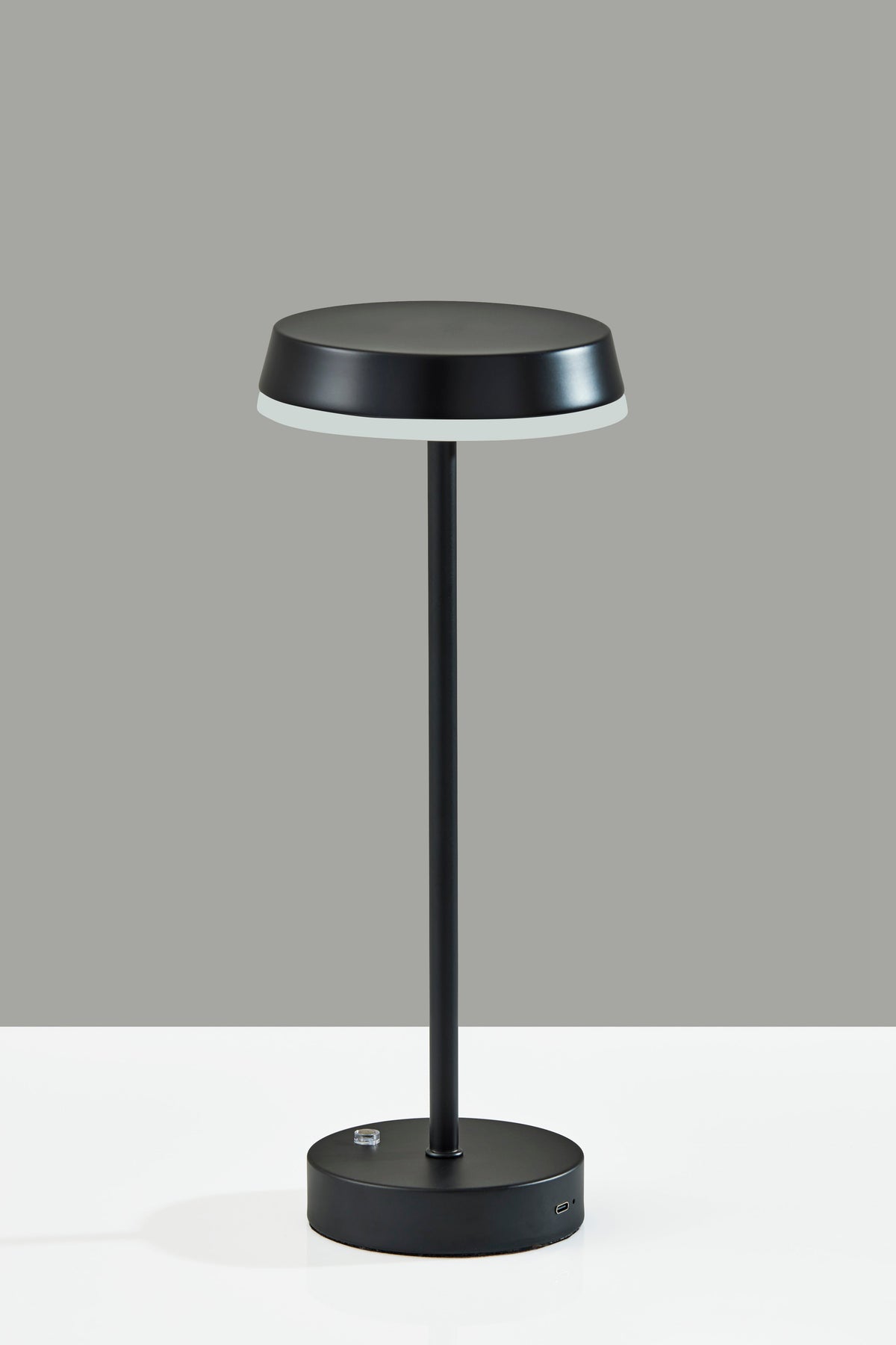Tommy LED Cordless Table Lamp