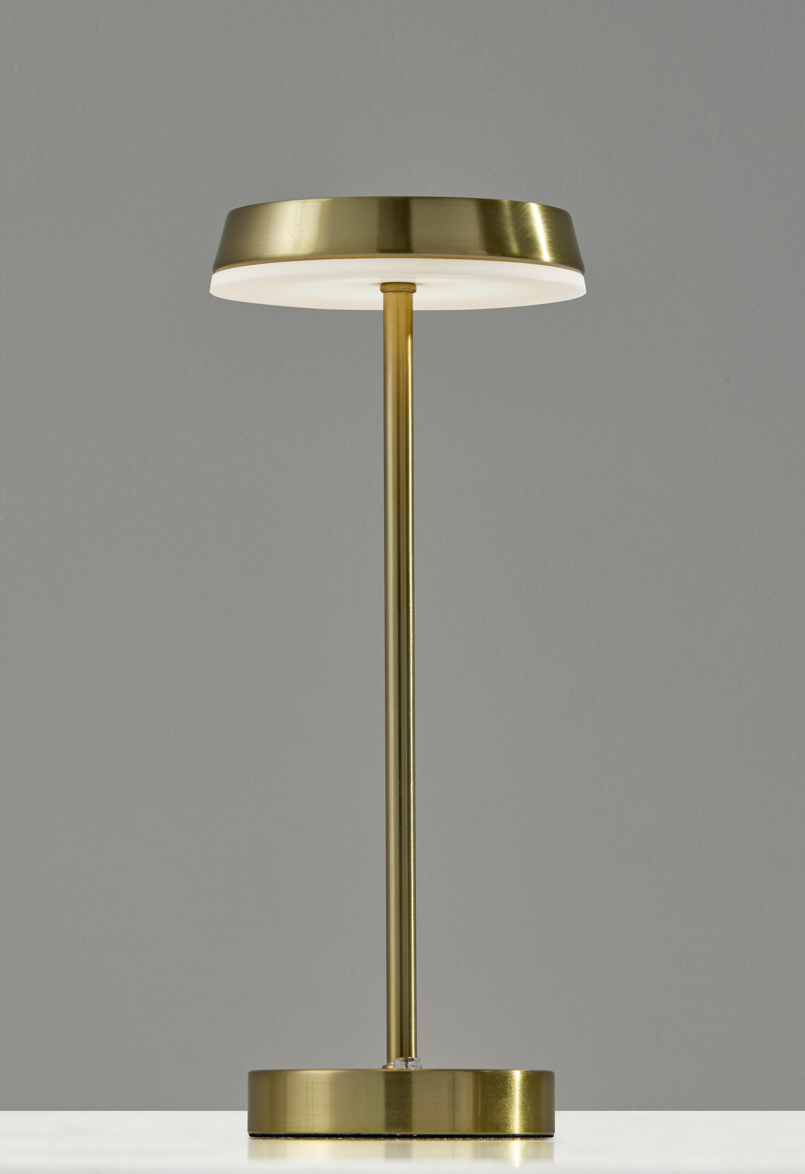 Tommy LED Cordless Table Lamp