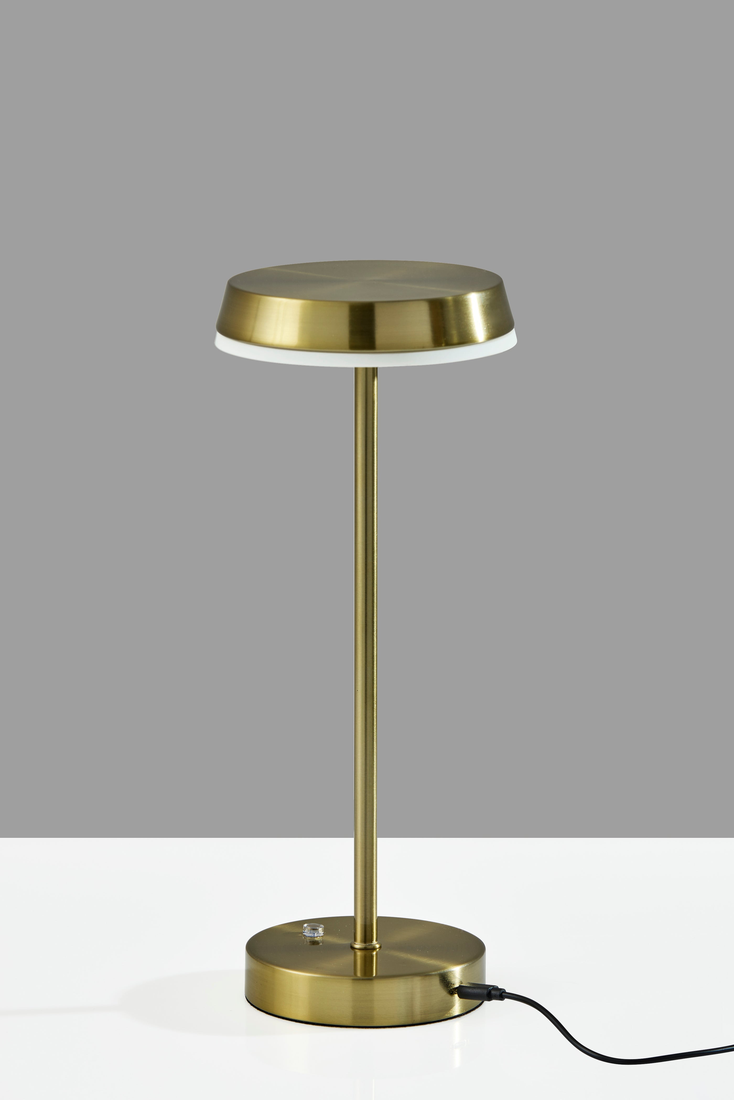 Tommy LED Cordless Table Lamp