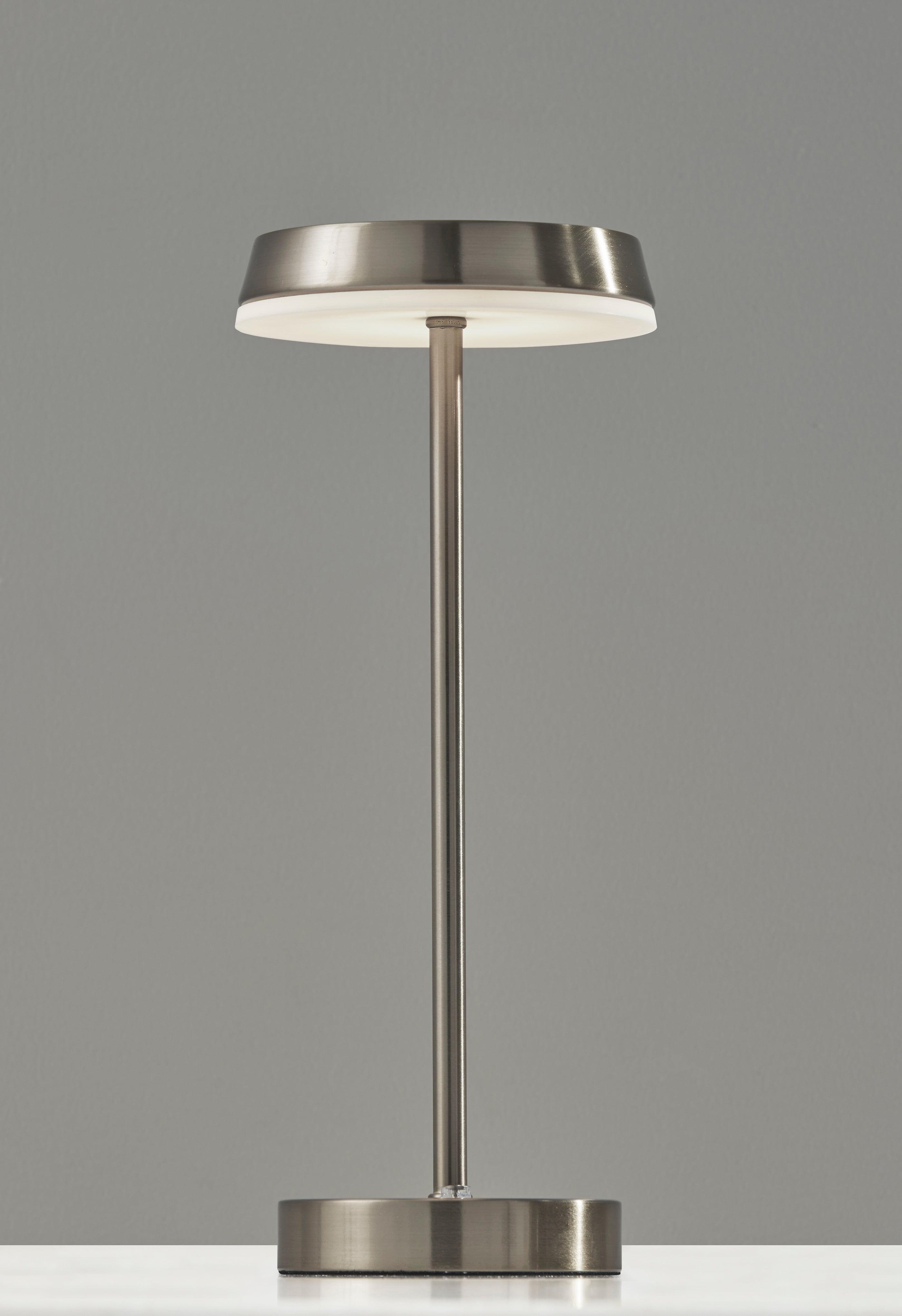 Tommy LED Cordless Table Lamp