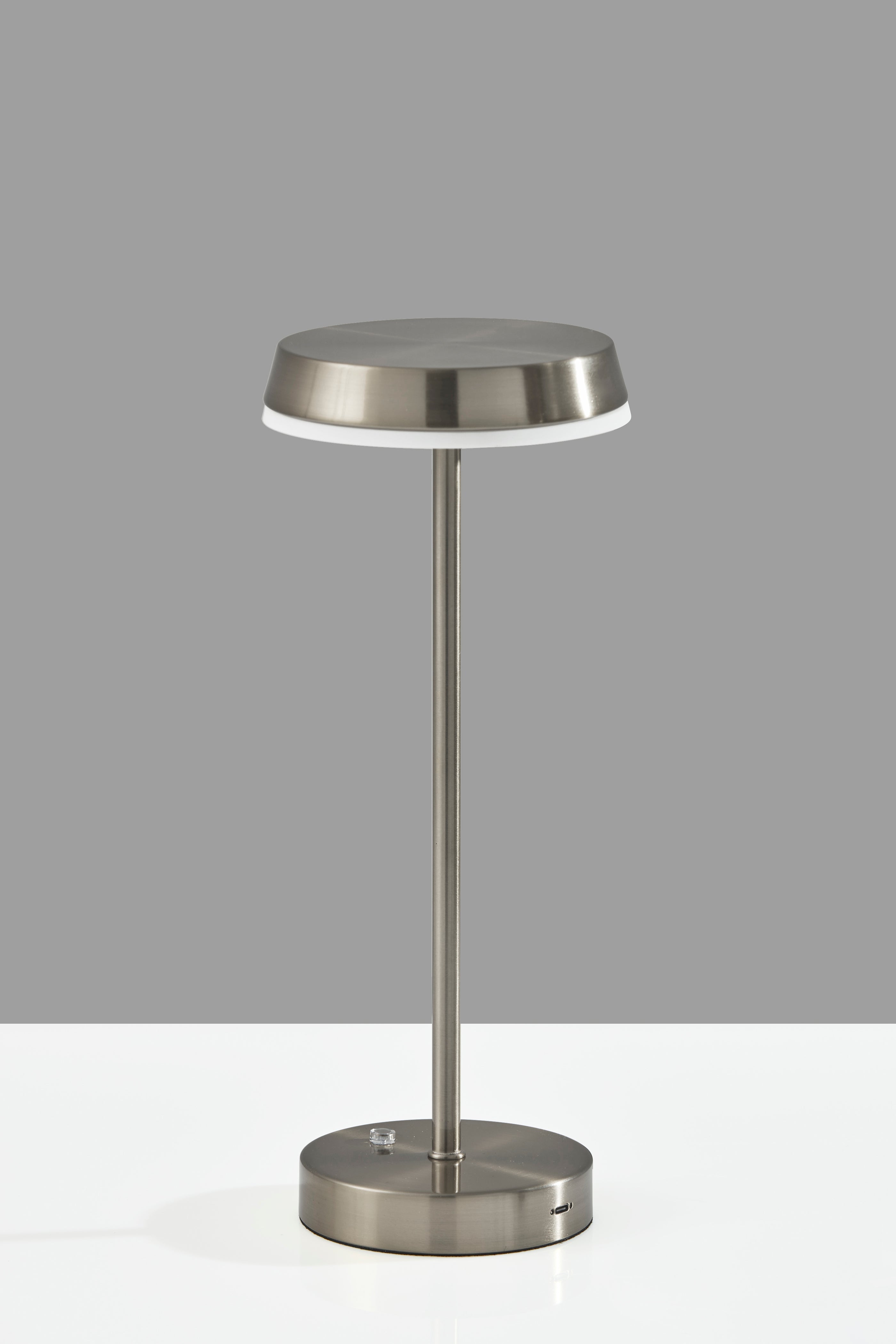 Tommy LED Cordless Table Lamp
