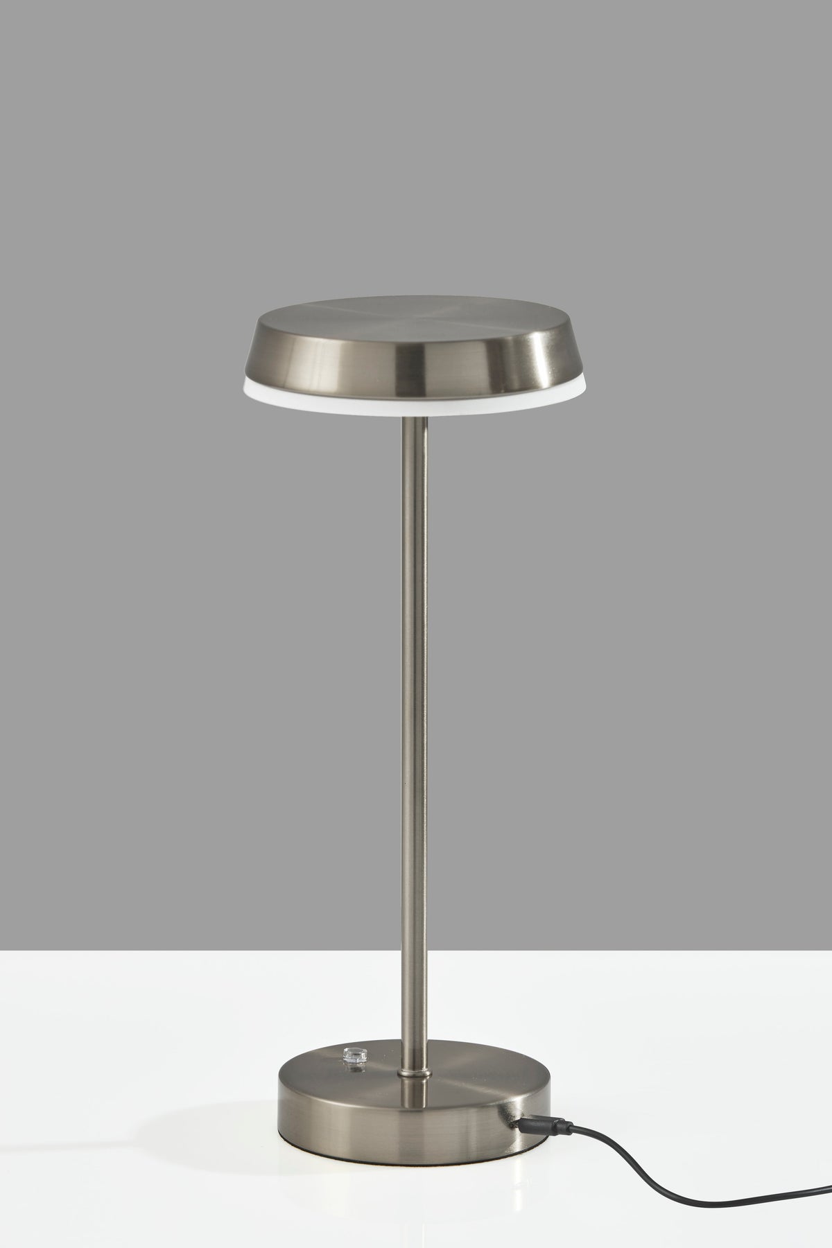 Tommy LED Cordless Table Lamp