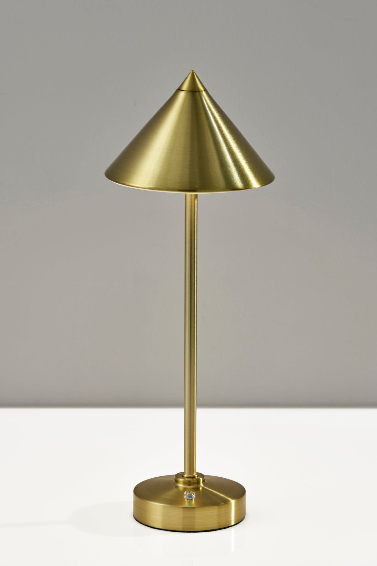 Ritchie LED Cordless Table Lamp