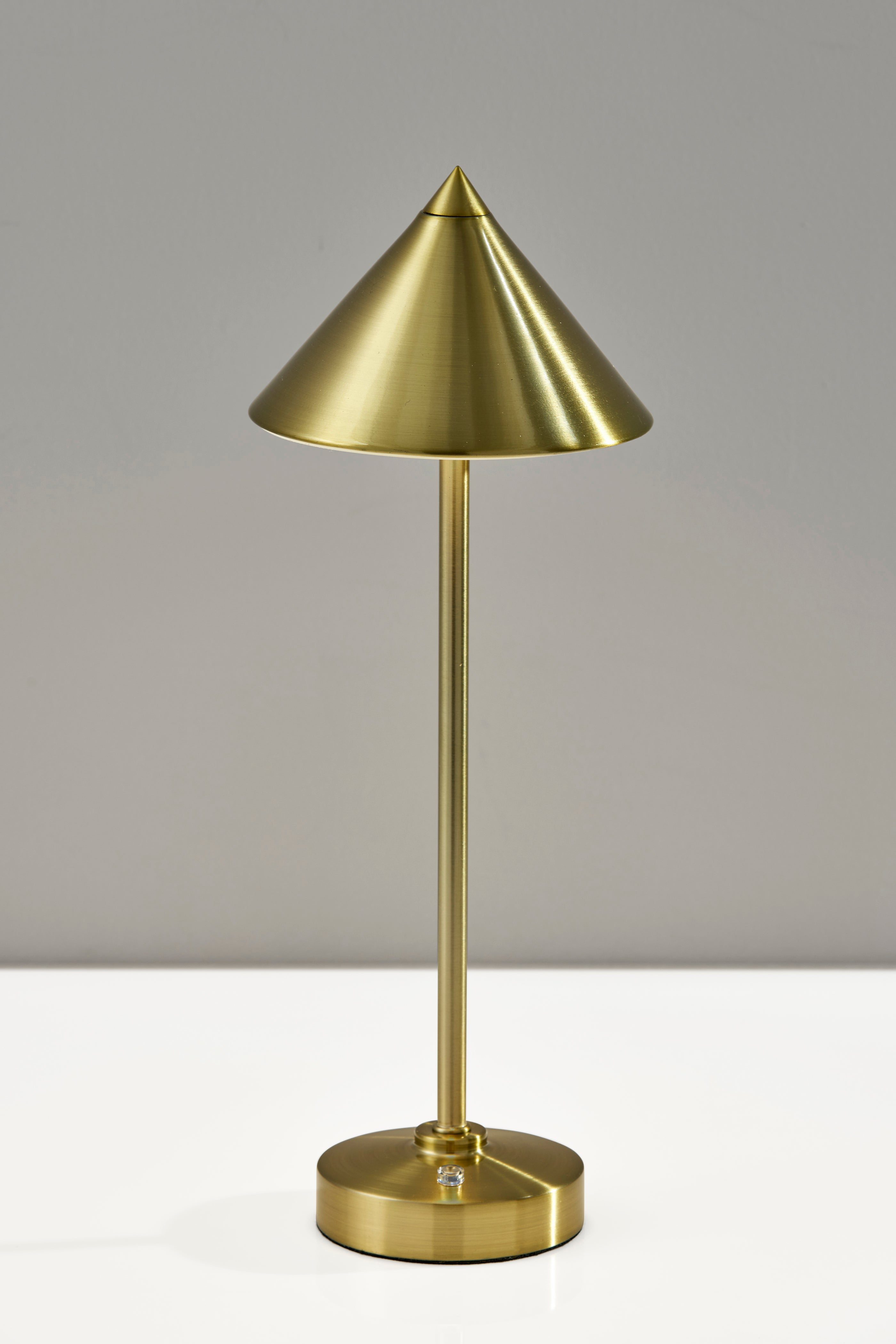 Ritchie LED Cordless Table Lamp