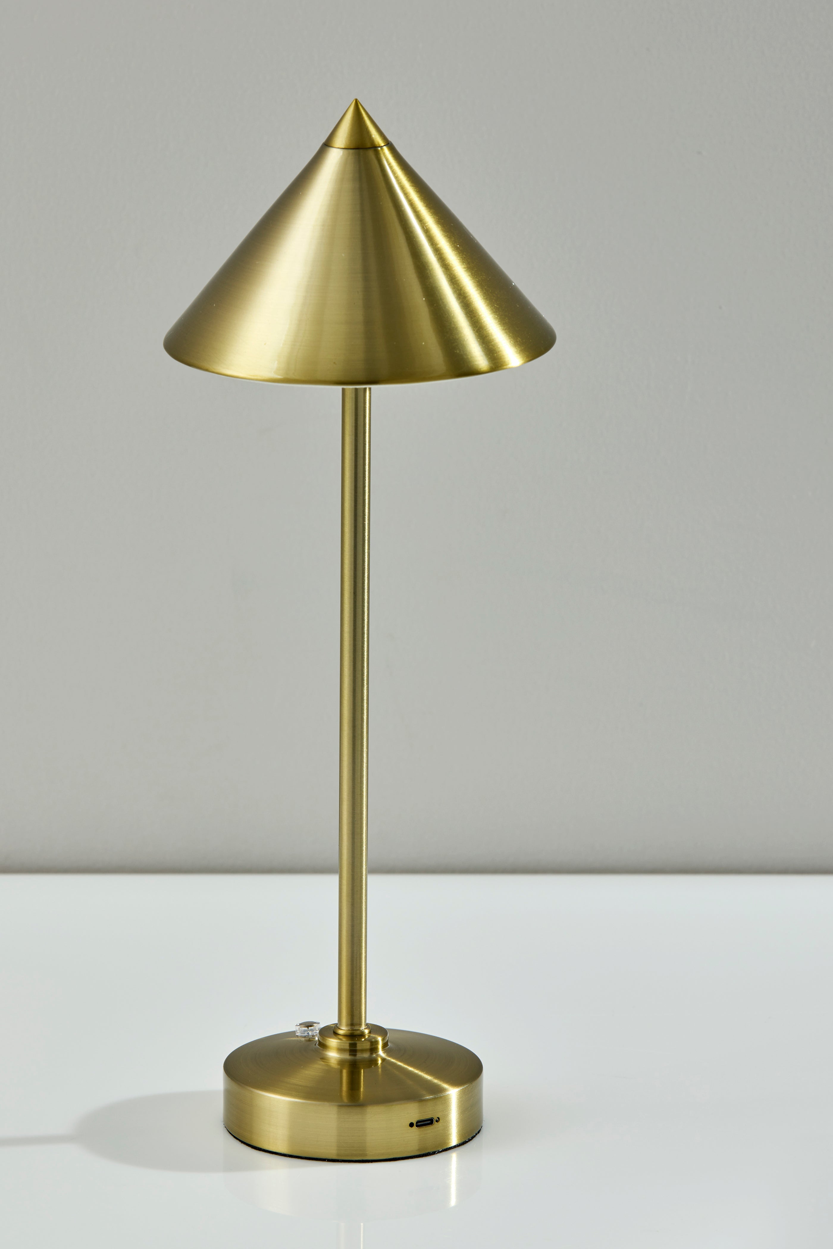 Ritchie LED Cordless Table Lamp
