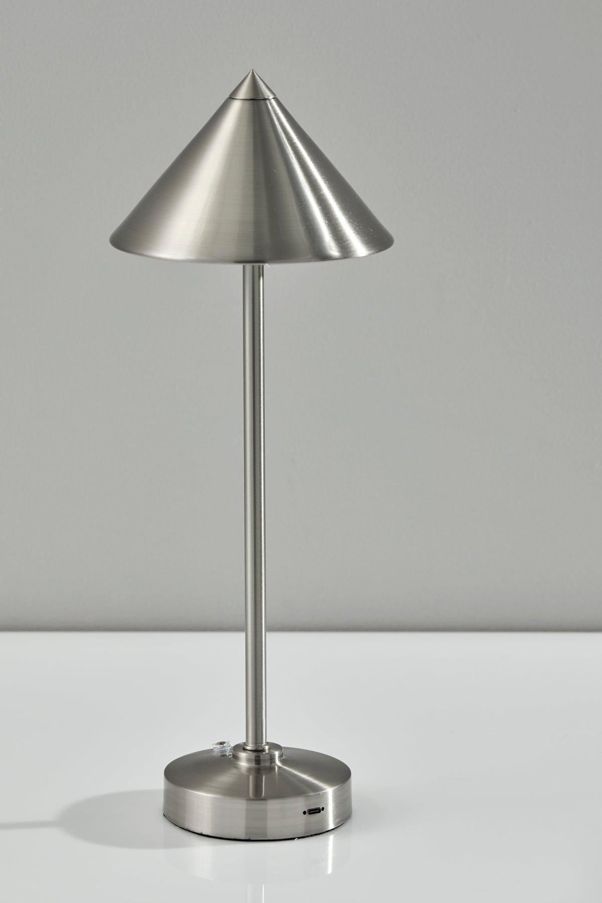 Ritchie LED Cordless Table Lamp