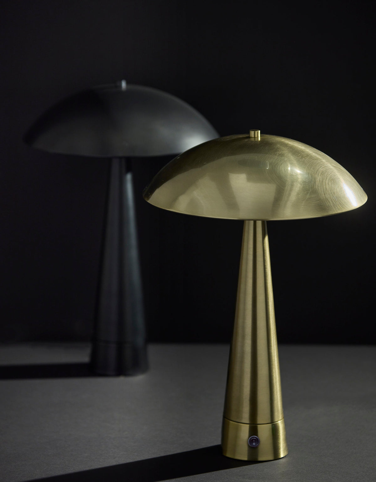 Vortex Table Lamp