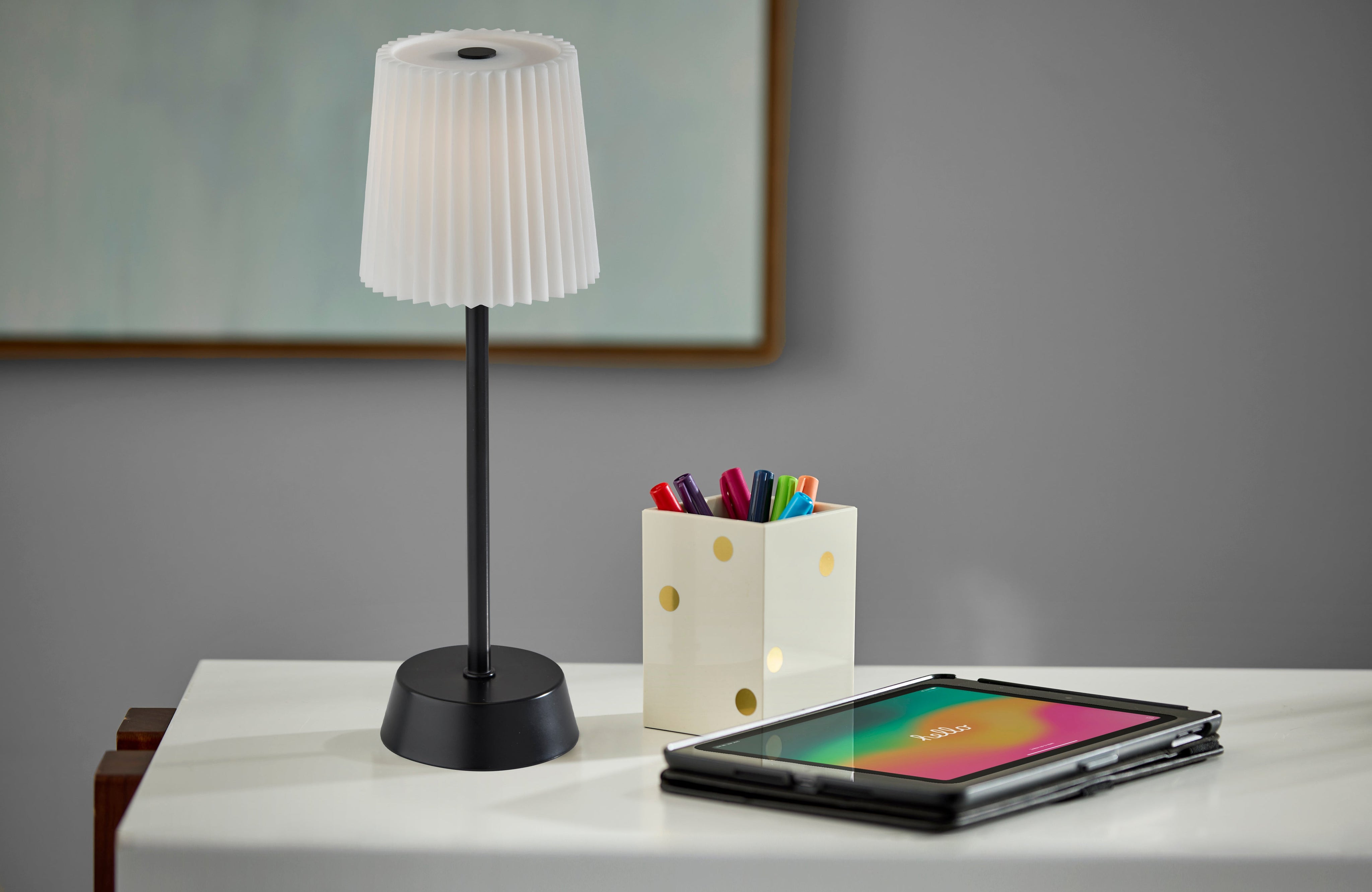 Bobby Cordless LED Table Lamp