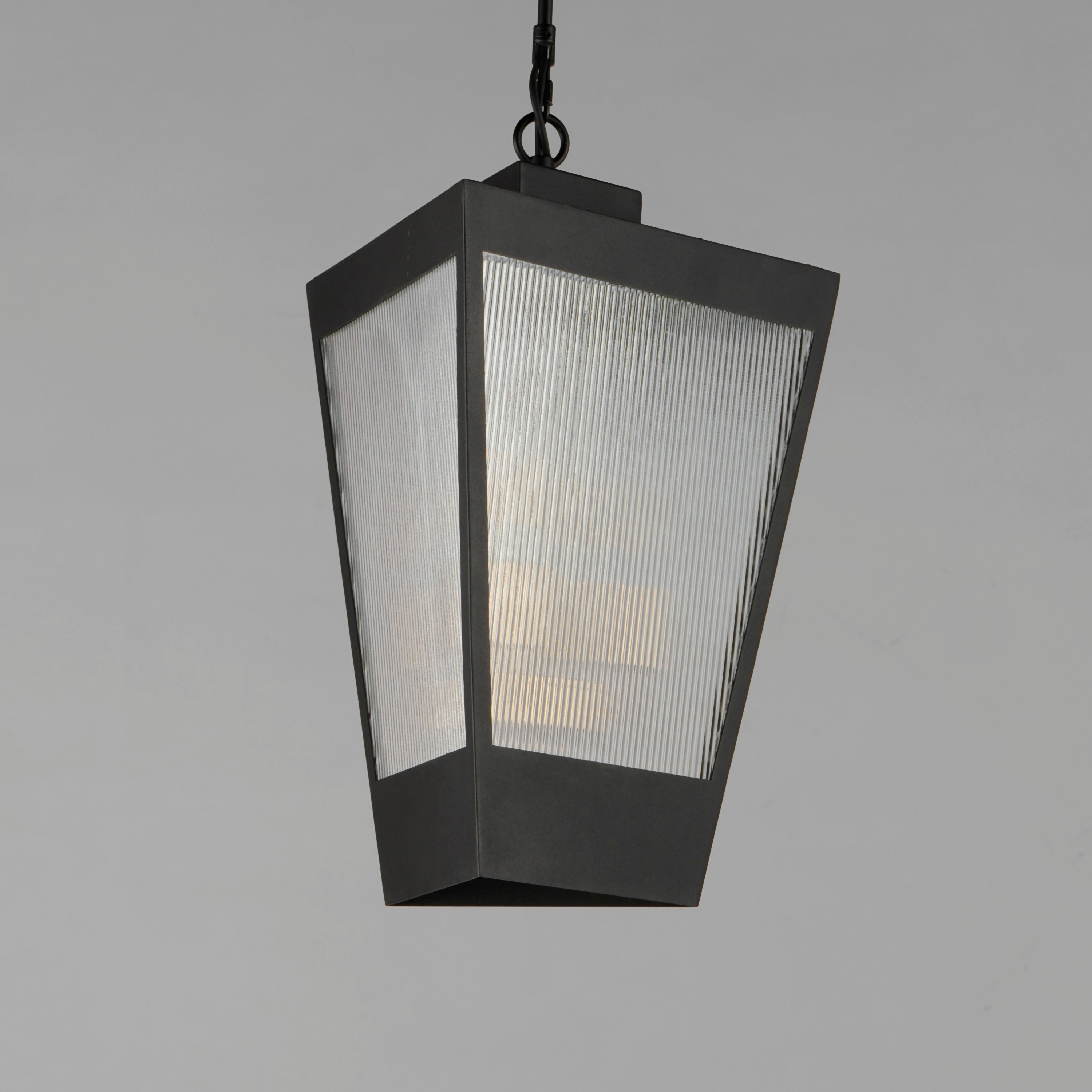 Triform 14" 3-Light Outdoor Pendant