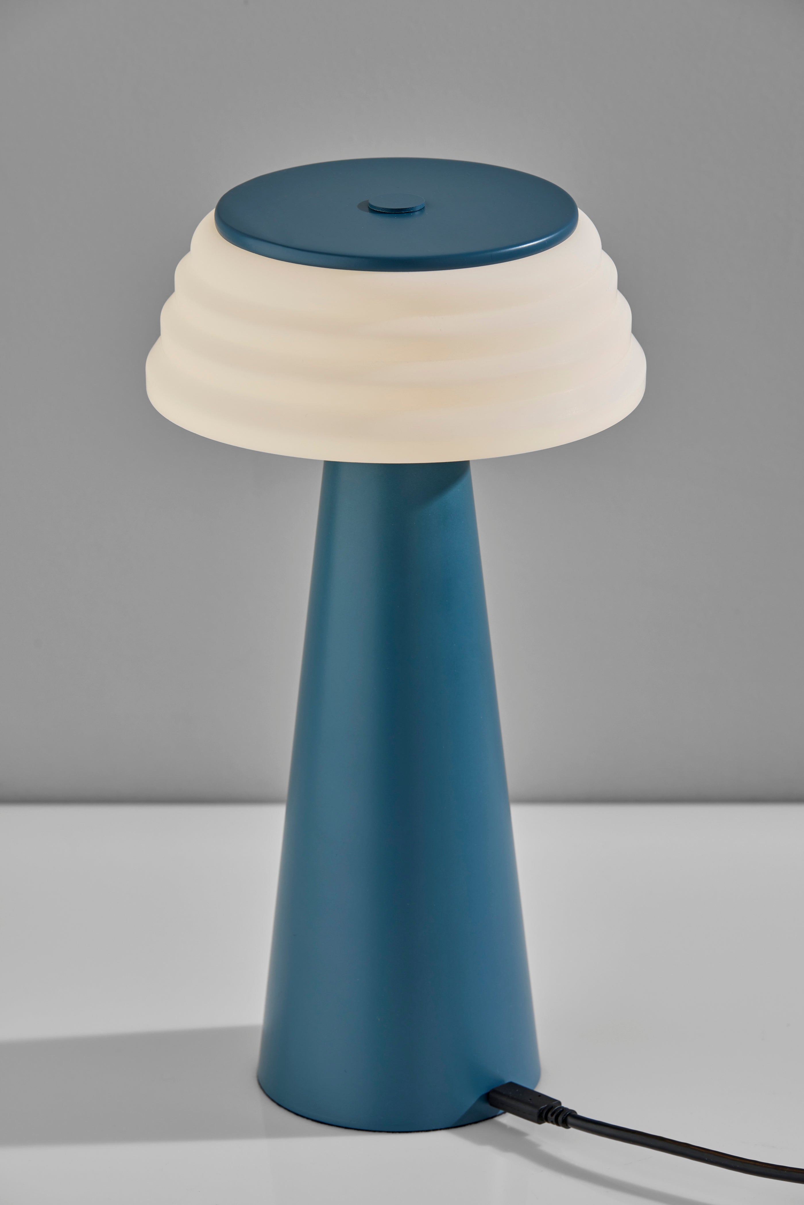 Jacky Cordless LED Table Lamp