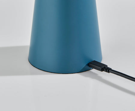Jacky Cordless LED Table Lamp