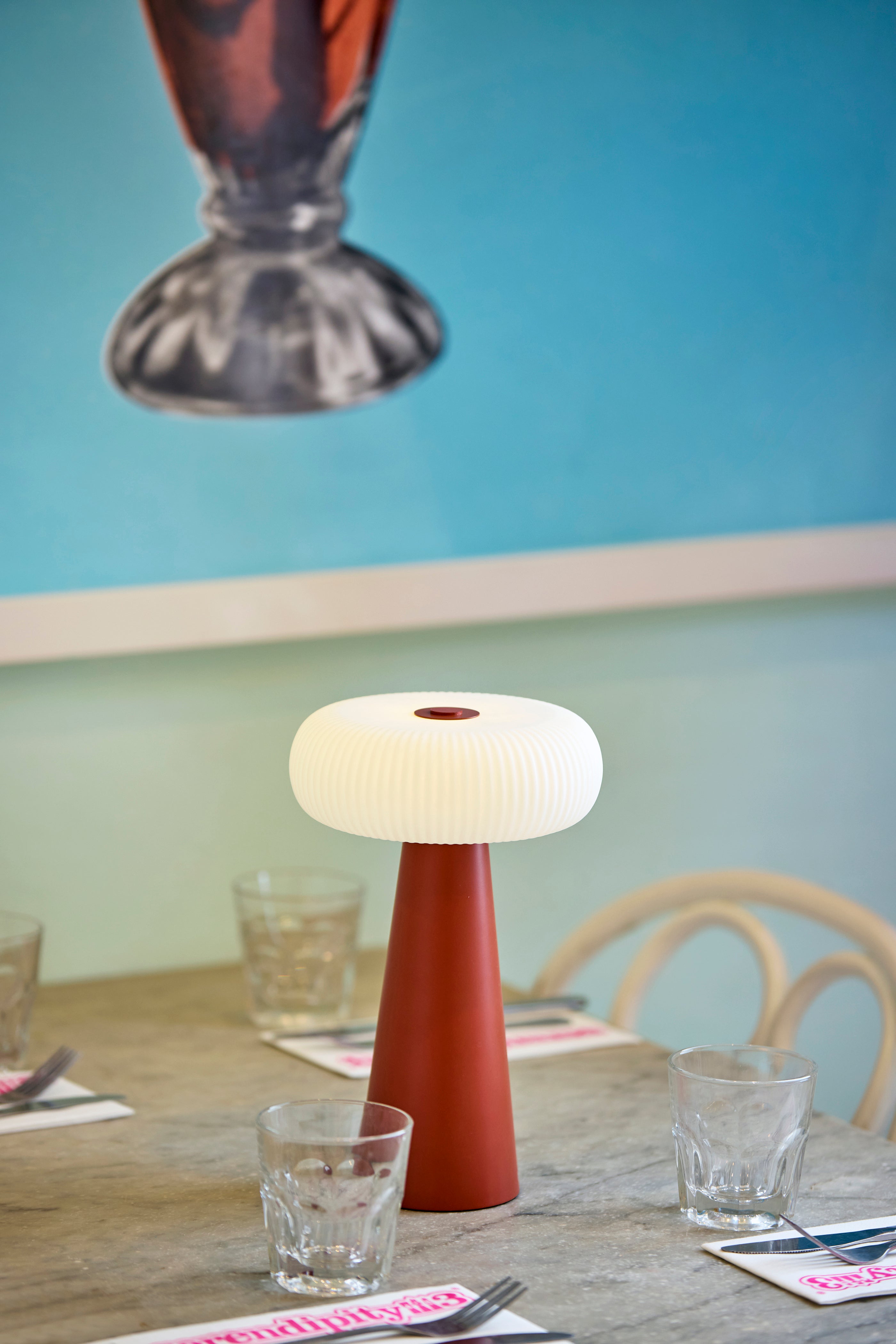 Ozzie LED Cordles Table Lamp