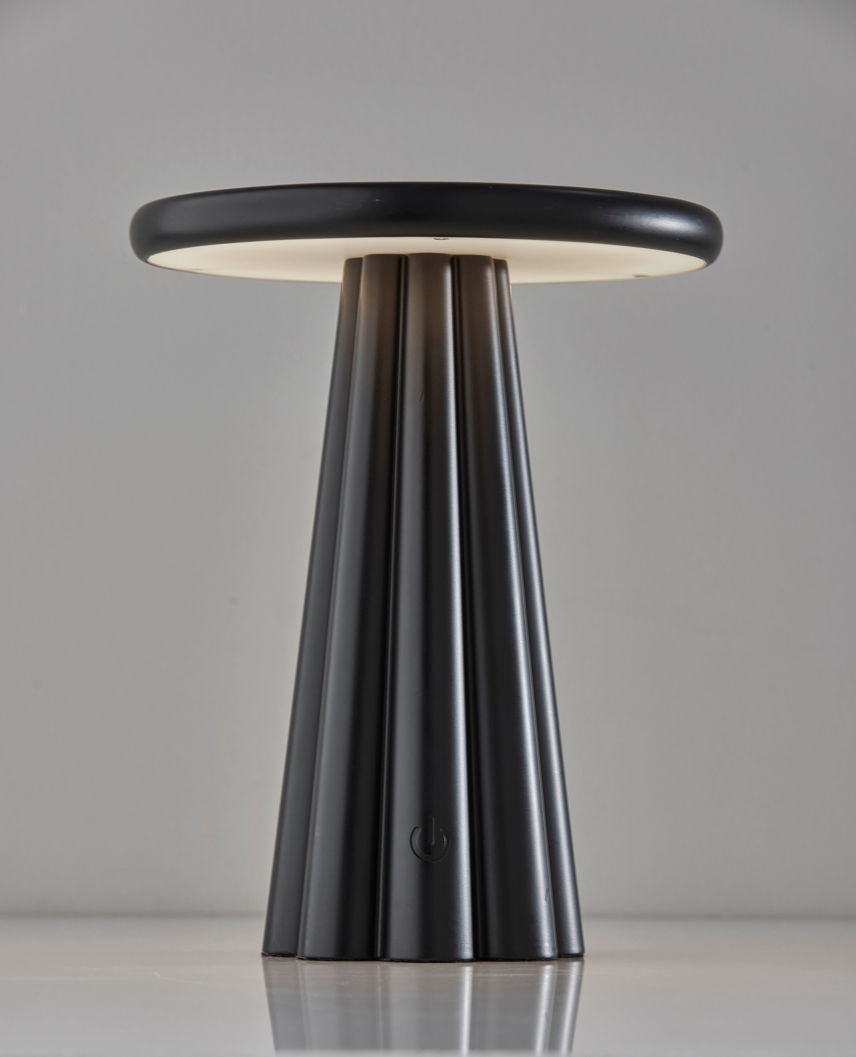 Mattie Cordless LED Table Lamp