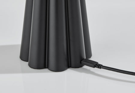 Mattie Cordless LED Table Lamp