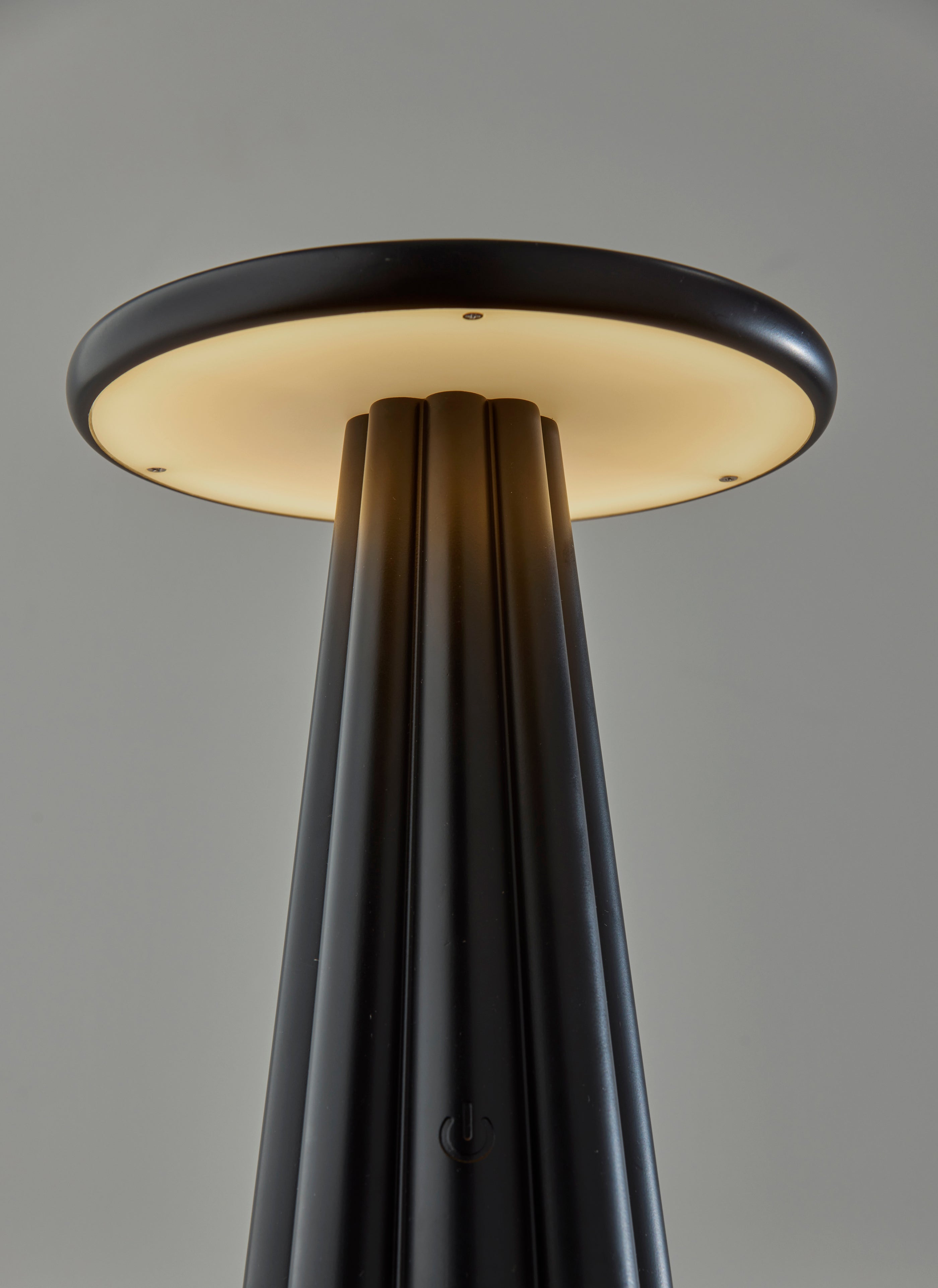 Mattie Cordless LED Table Lamp