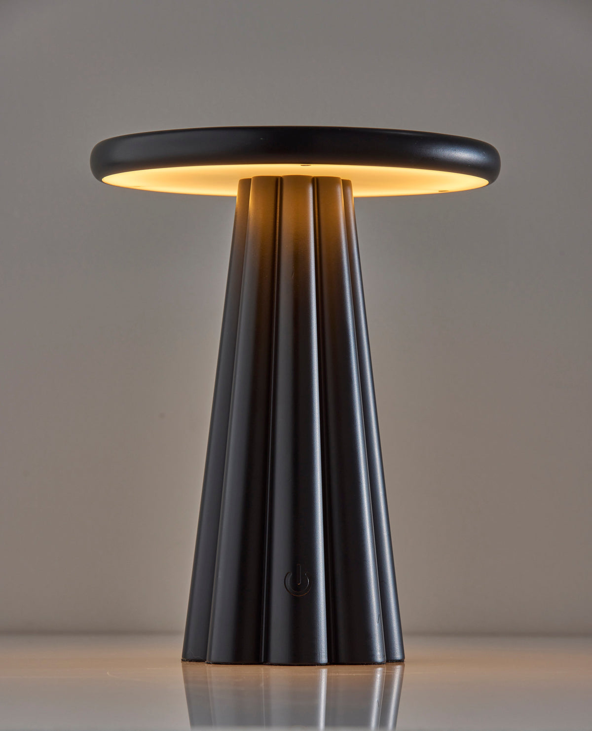 Mattie Cordless LED Table Lamp