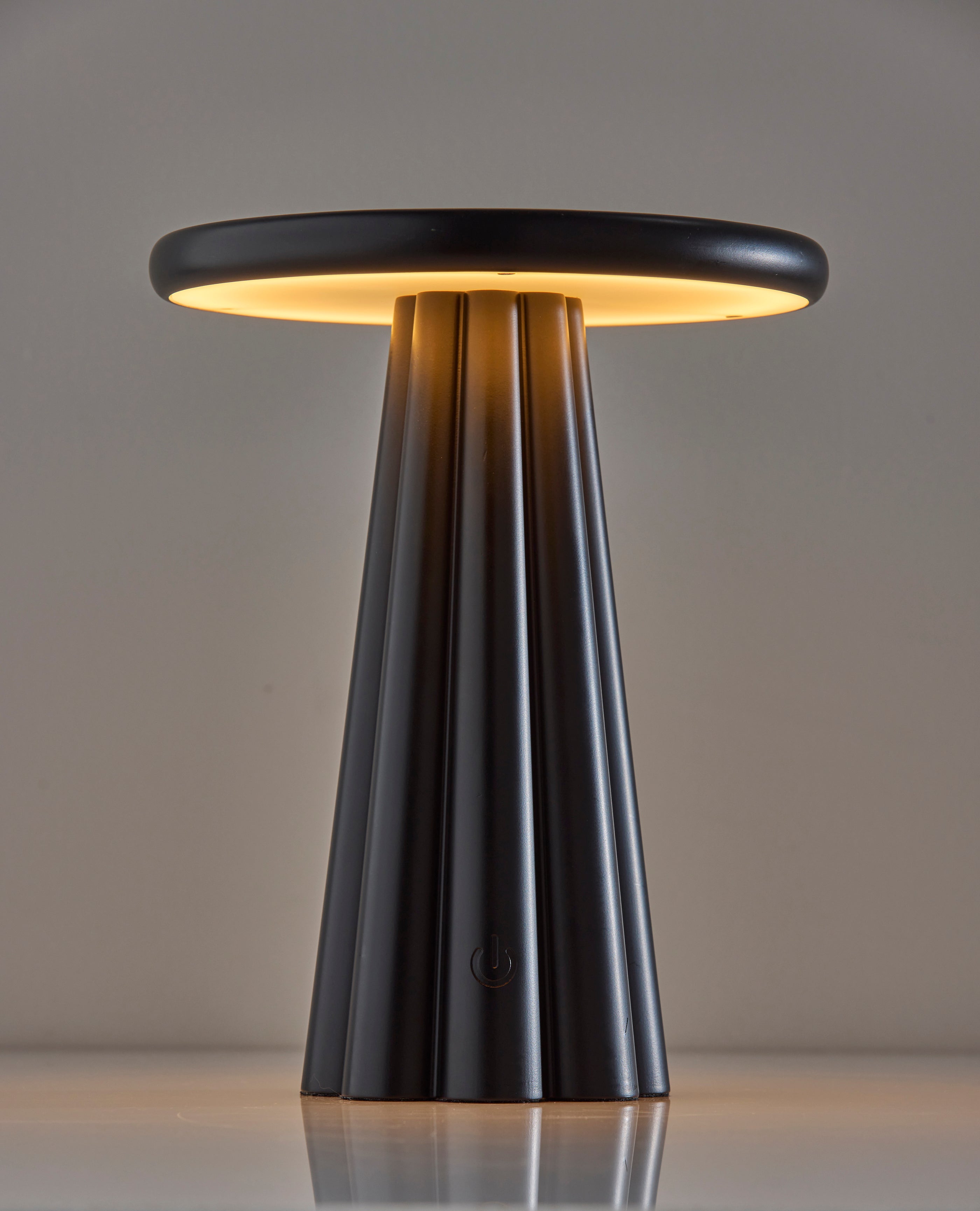 Mattie Cordless LED Table Lamp