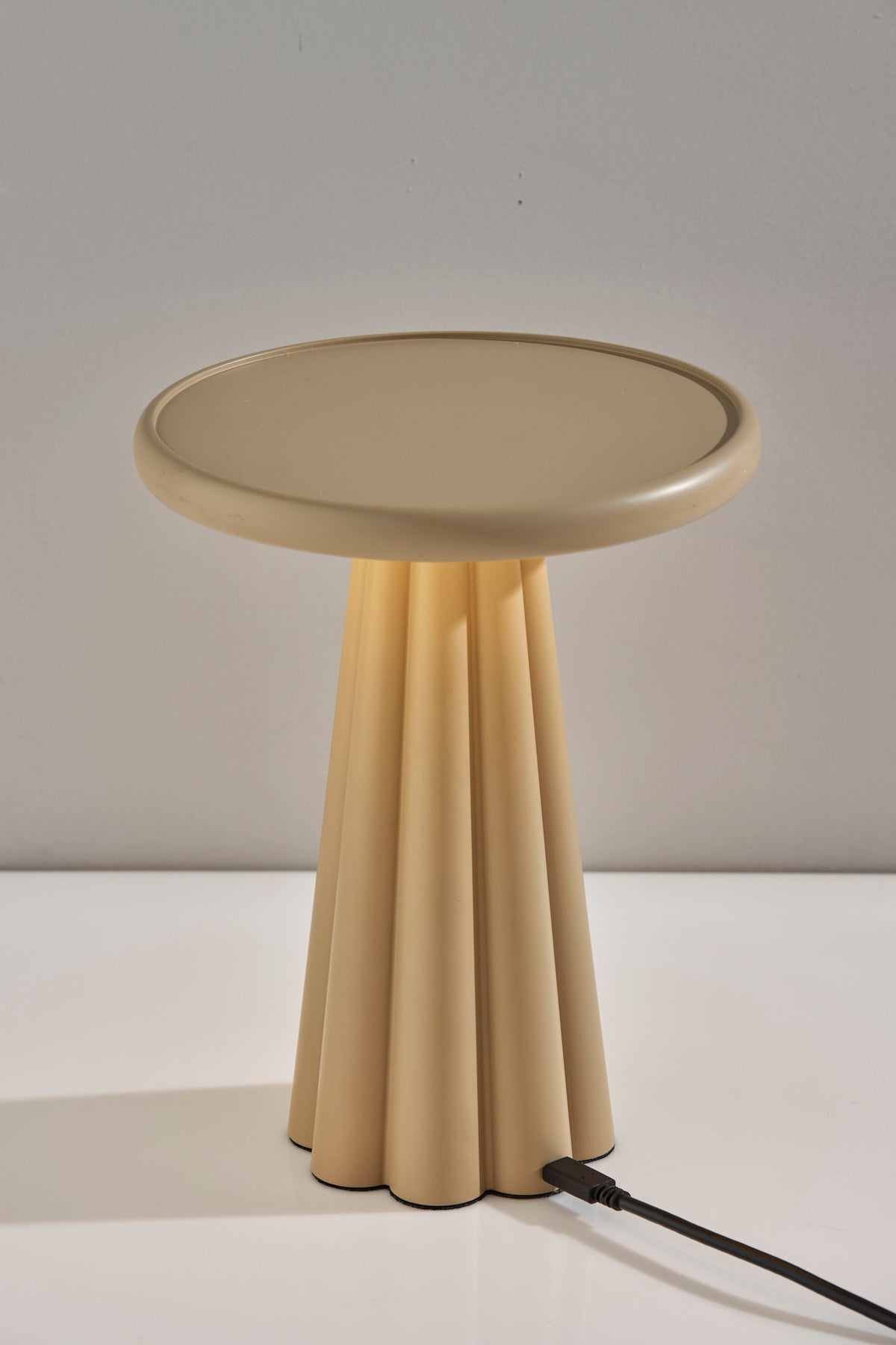 Mattie Cordless LED Table Lamp