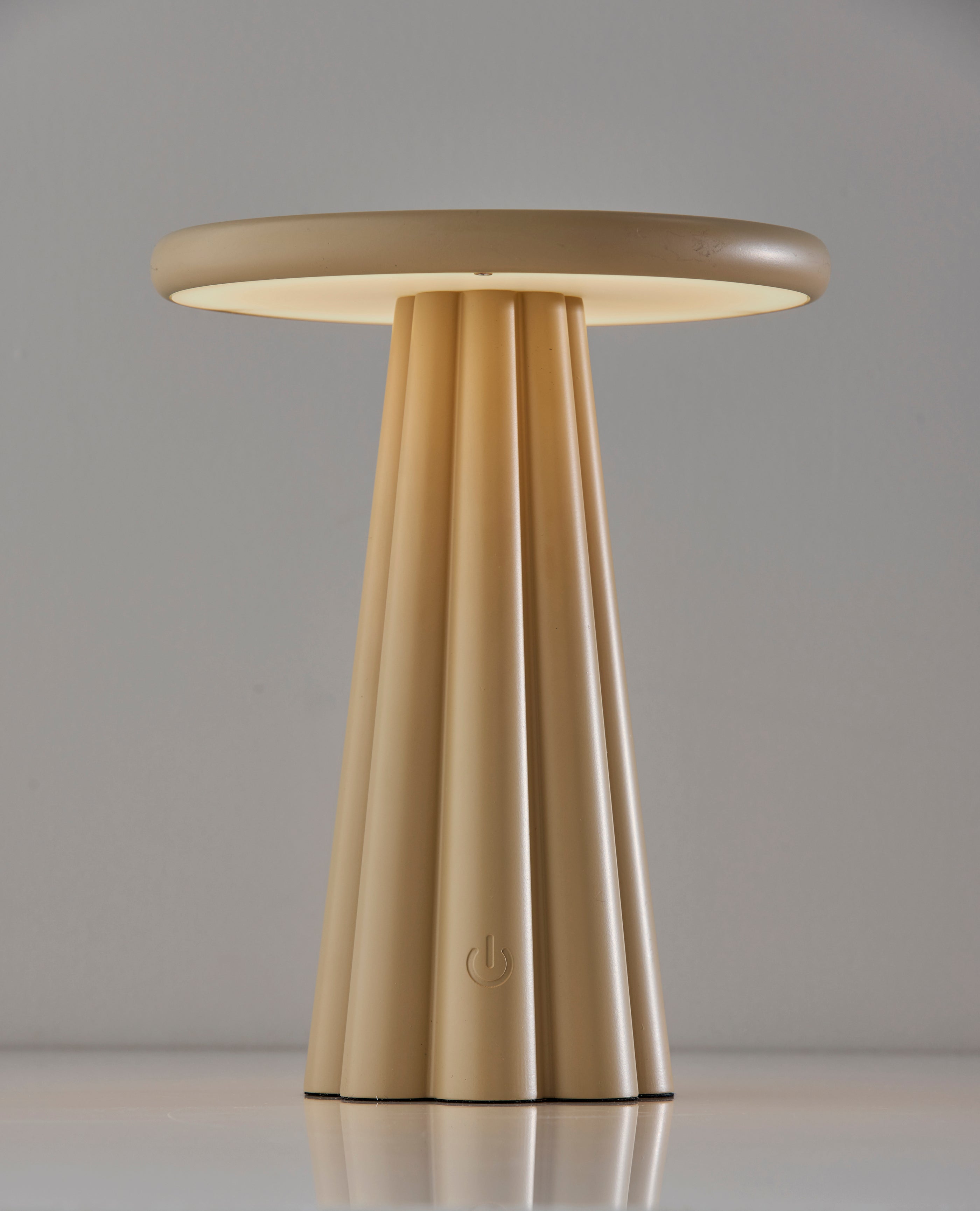 Mattie Cordless LED Table Lamp