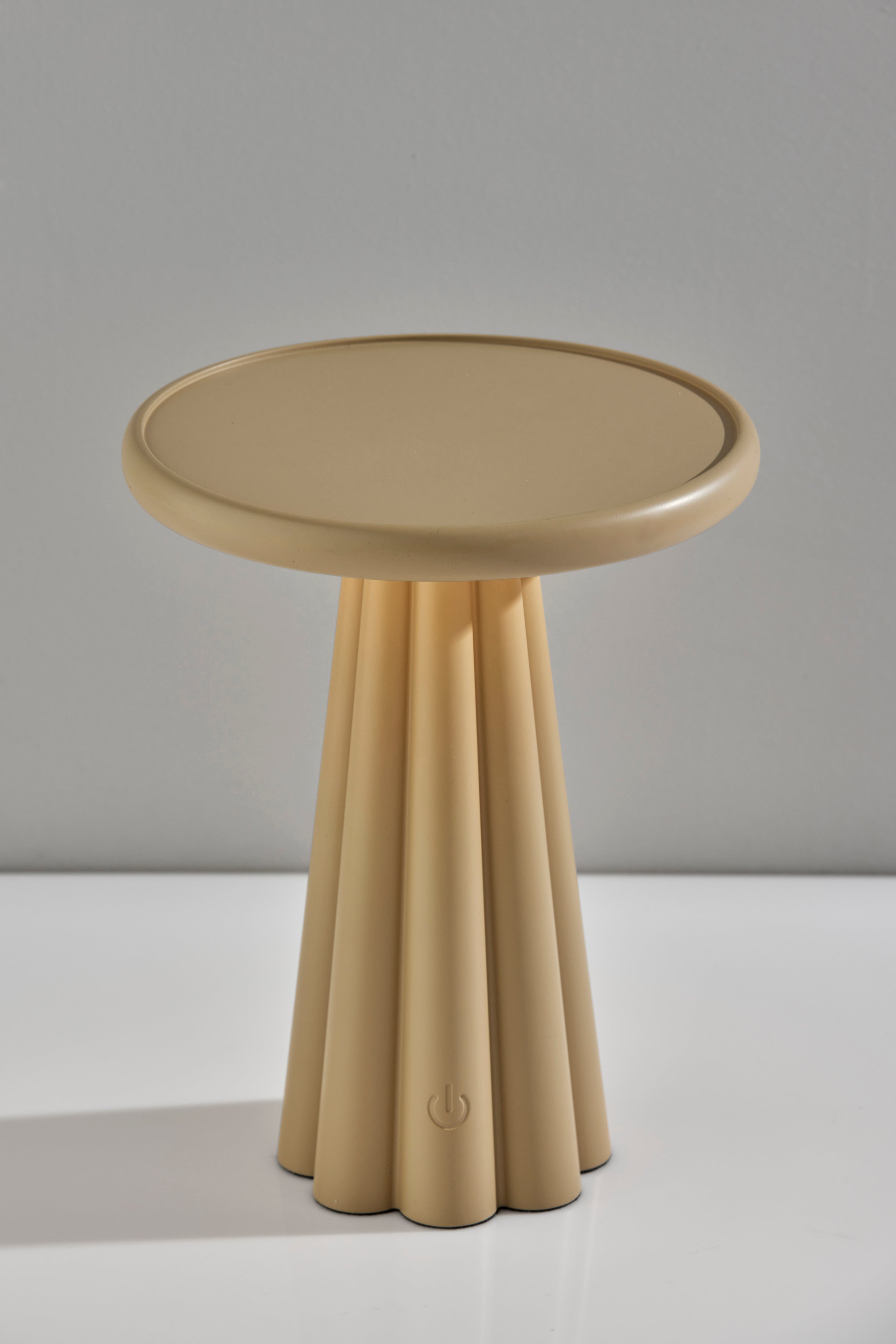 Mattie Cordless LED Table Lamp