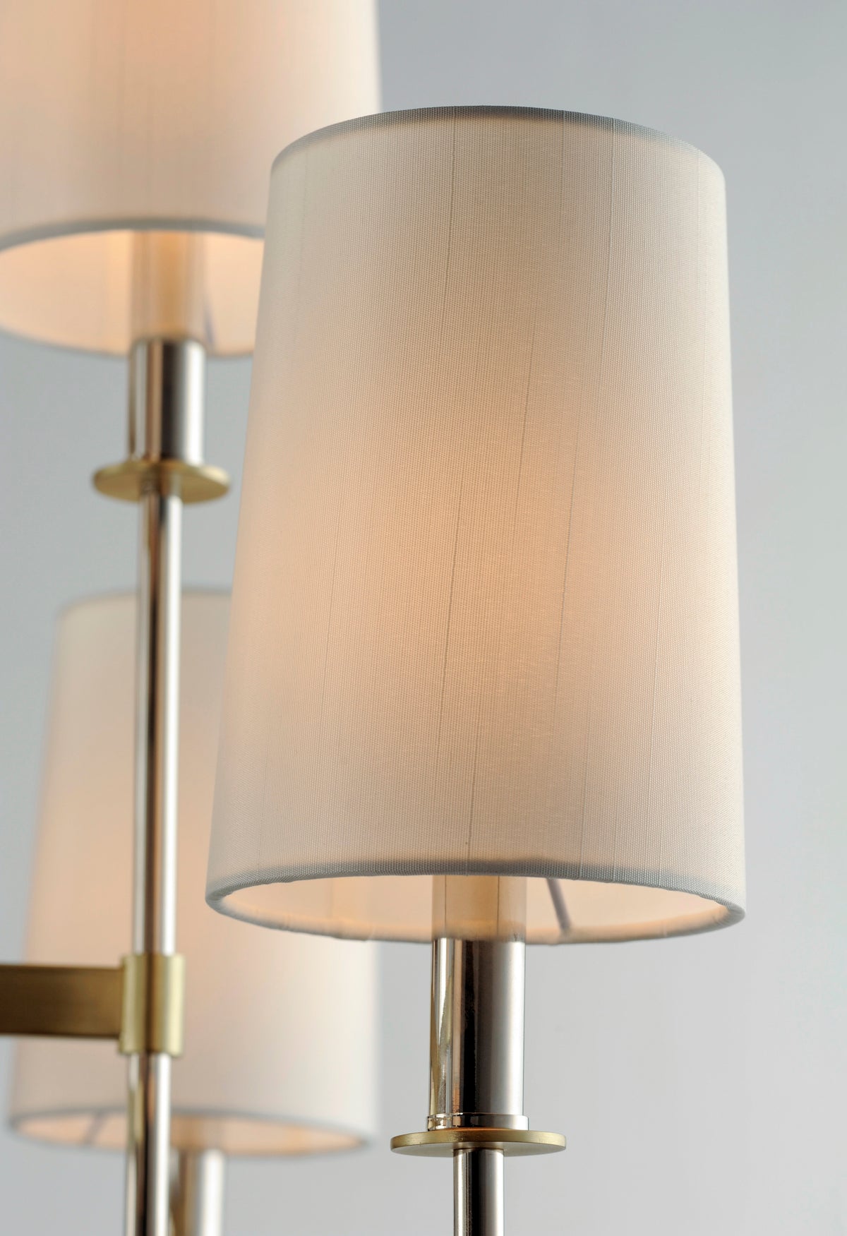 Uptown 8-Light Chandelier