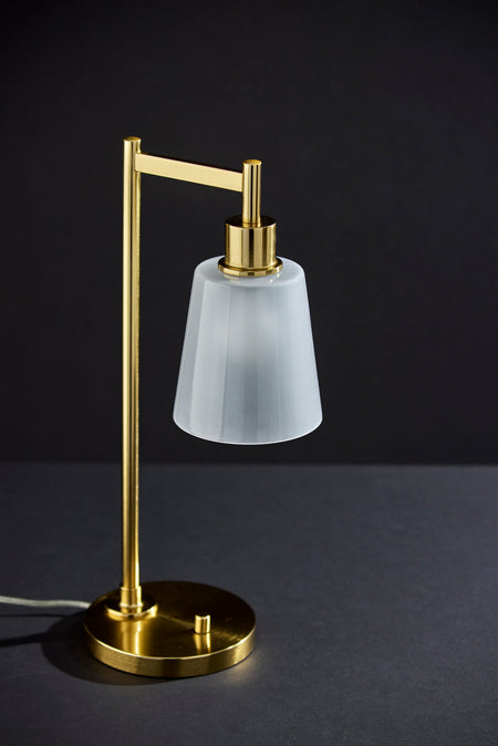 Gio Desk Lamp