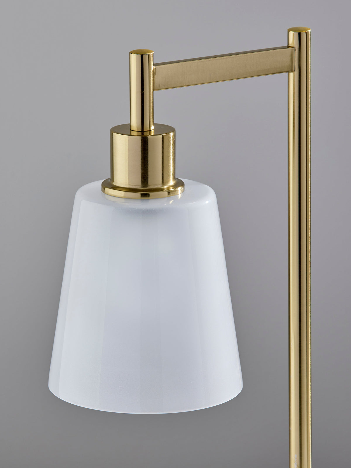 Gio Desk Lamp