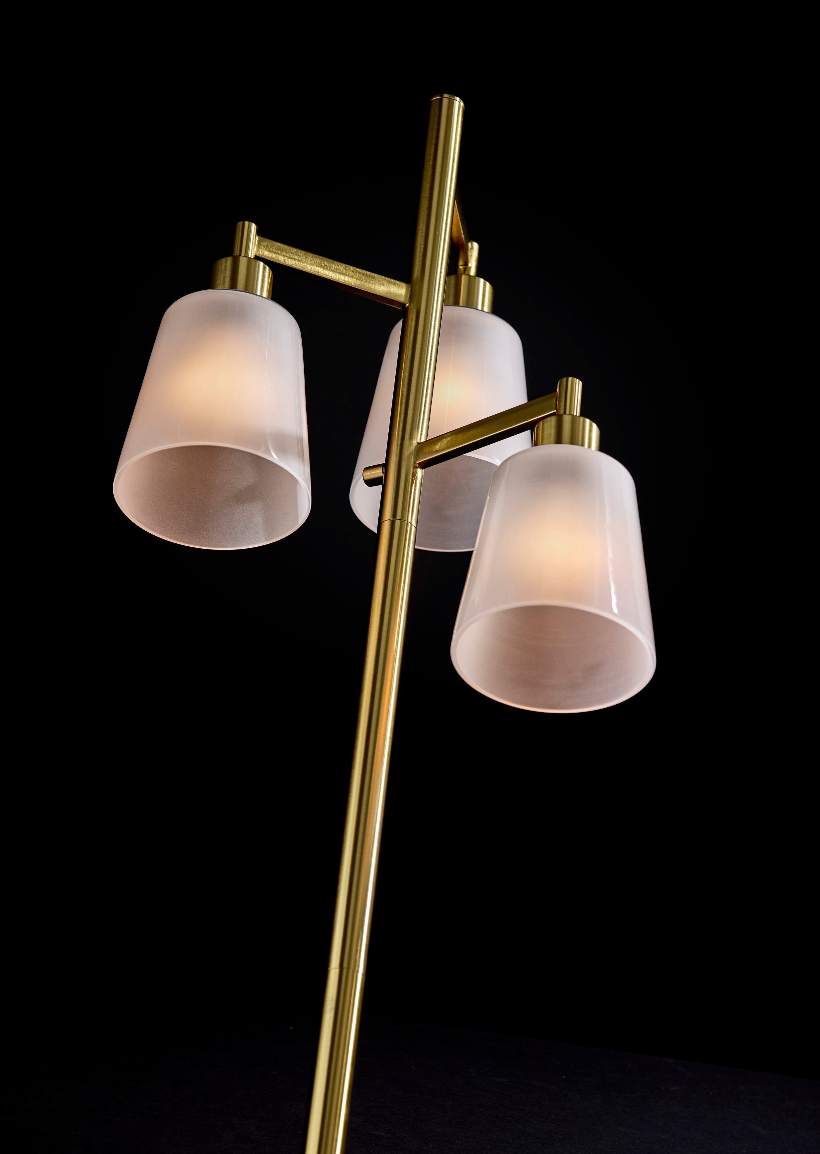 Gio Tree Lamp
