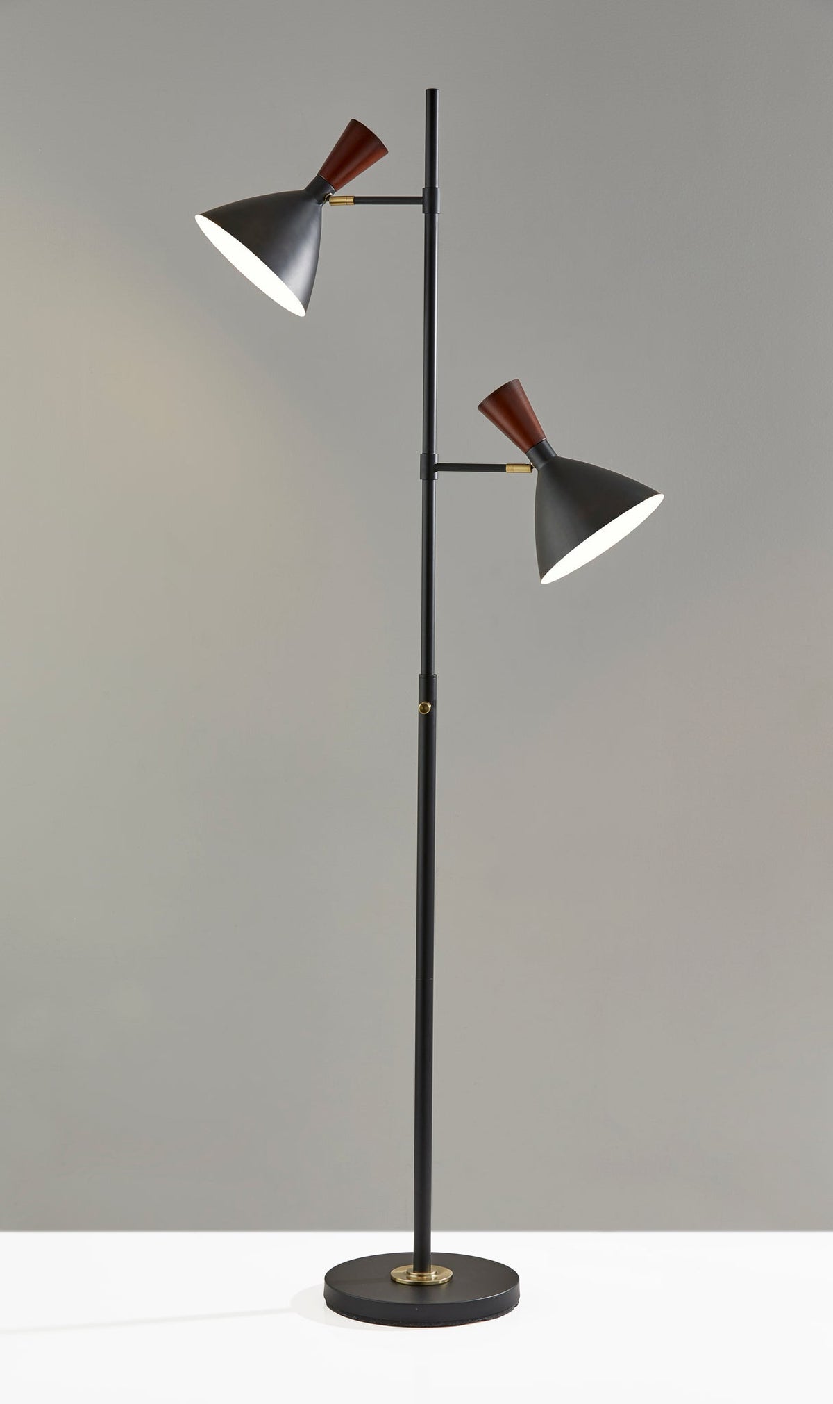 Arlo Tree Lamp