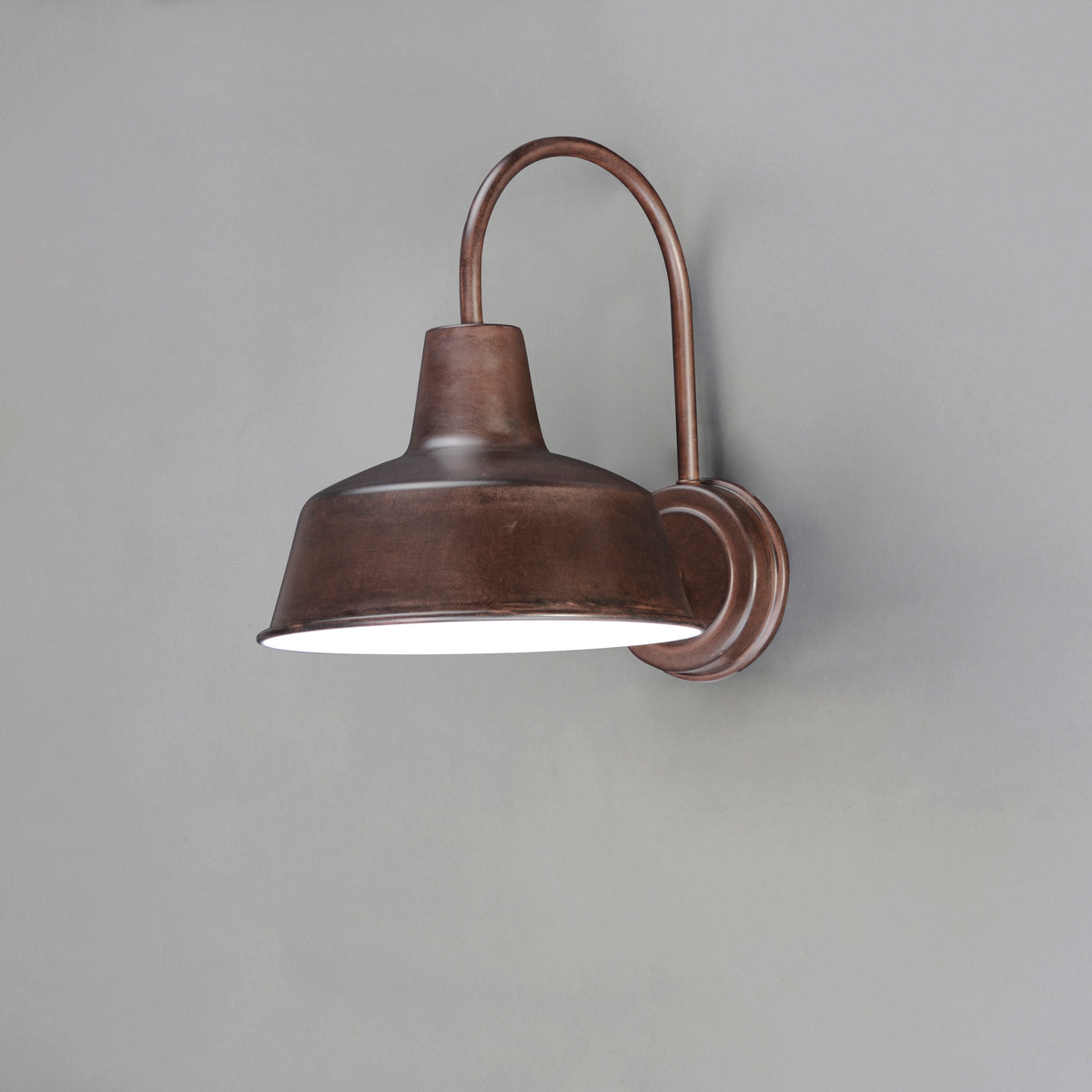 Pier M 1-Light Outdoor Wall Sconce
